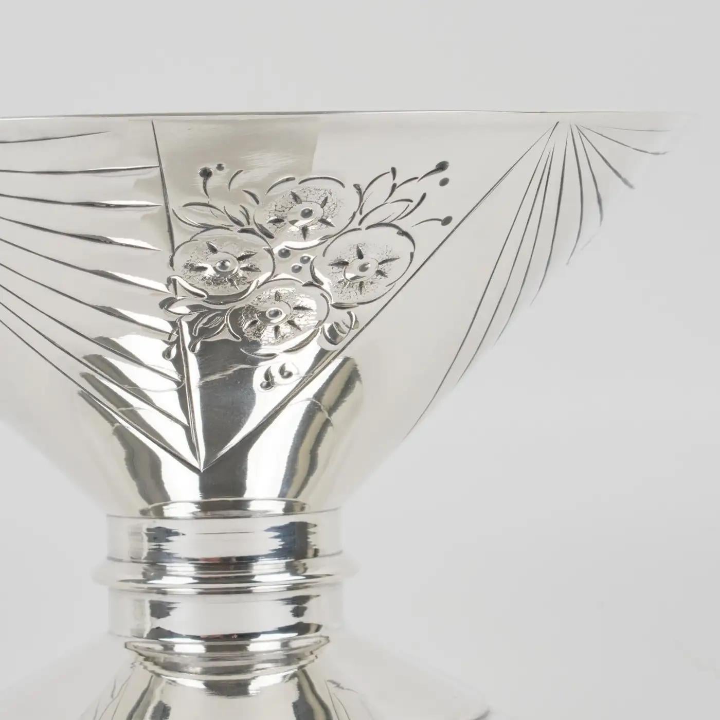 Art Deco Silver Plate and Etched Glass Centerpiece Bowl, 1930s For Sale 3
