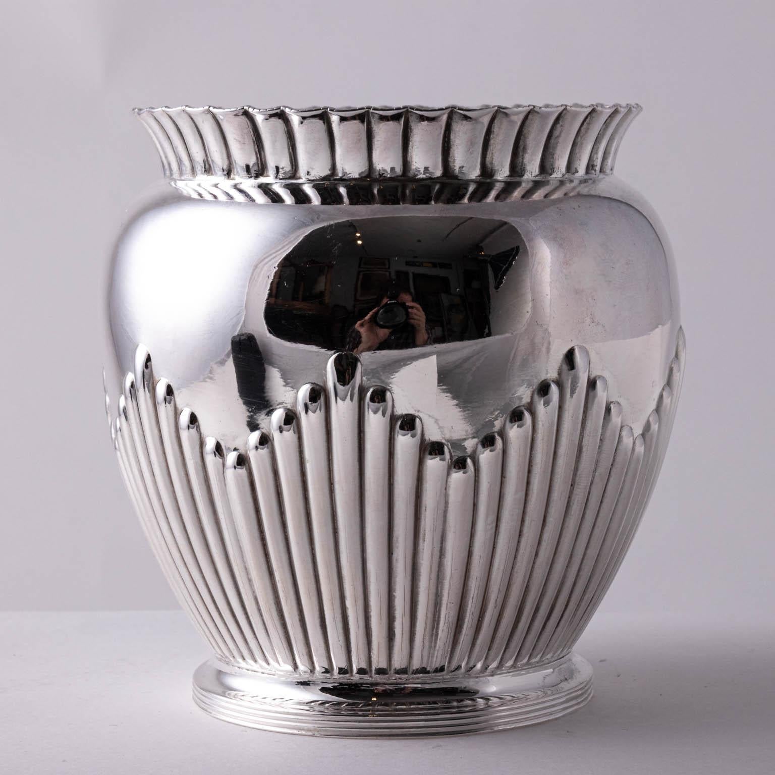 Mid-20th Century Art Deco Silver Plate Cache Pot