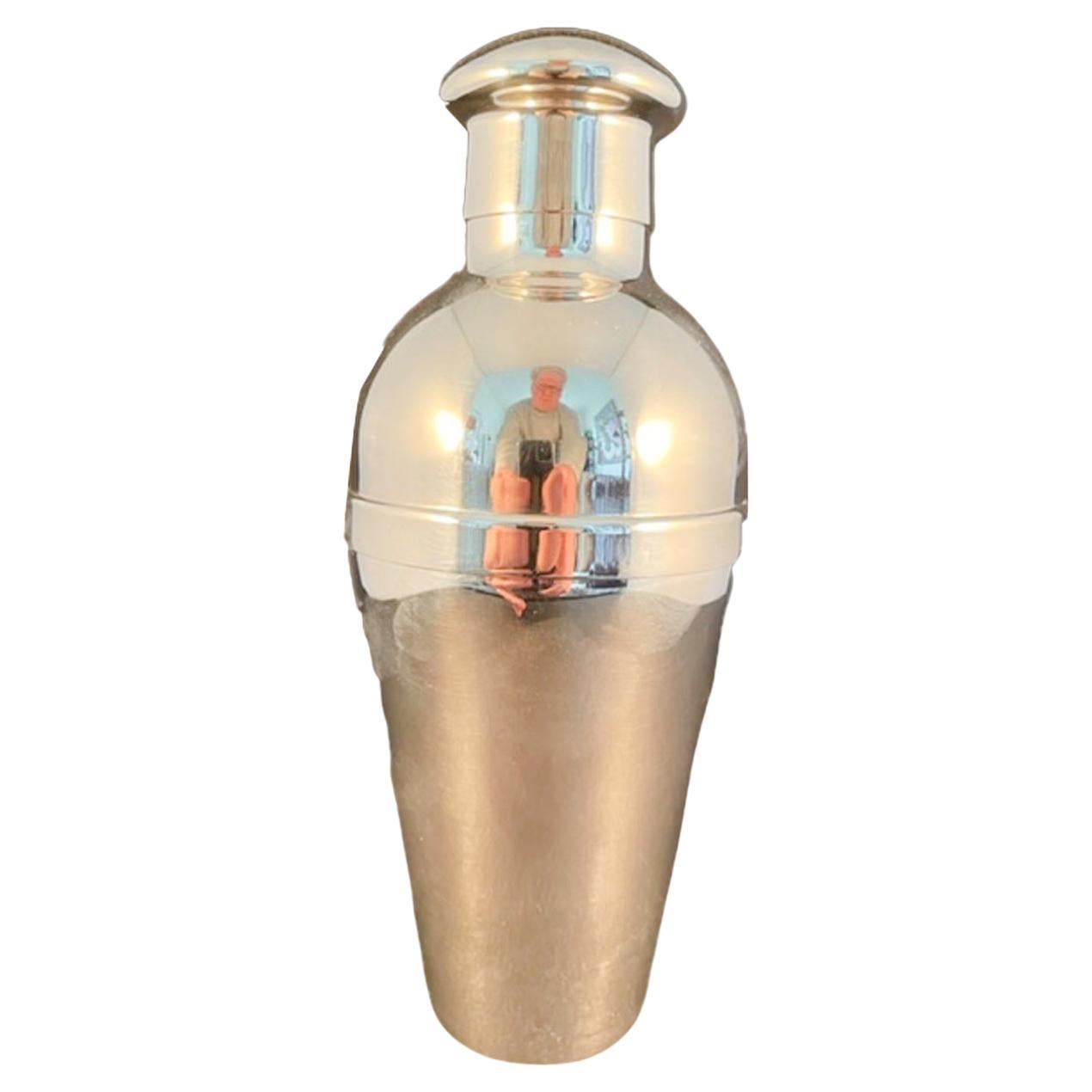 Art Deco Silver Plate Cobbler Type Cocktail Shaker by Wiskemann, Belgium  For Sale at 1stDibs | types of shakers, shaker types, wiskemann silver marks