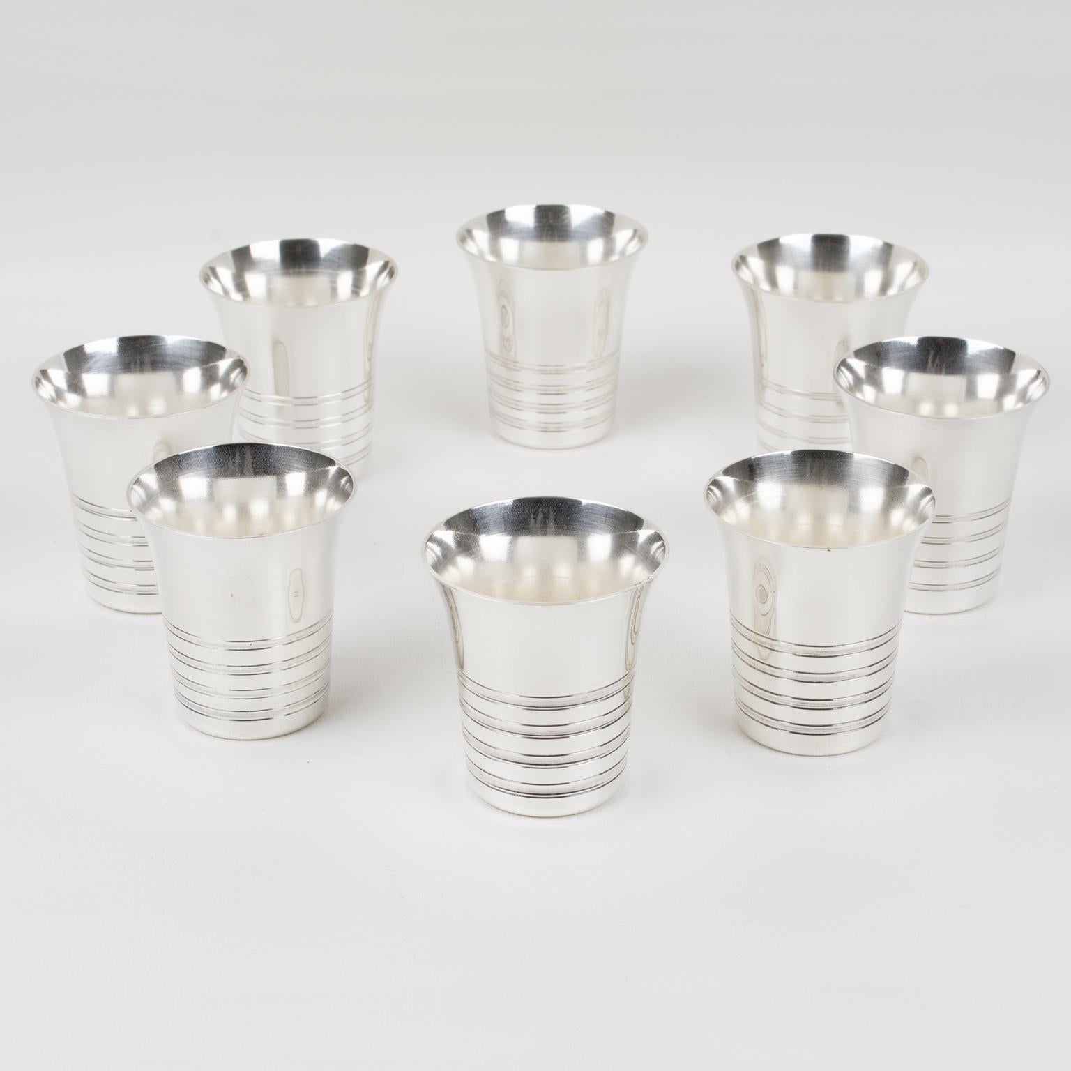 Art Deco Silver Plate Cocktail Shaker and Eight Barware Glasses, France 1940s For Sale 6