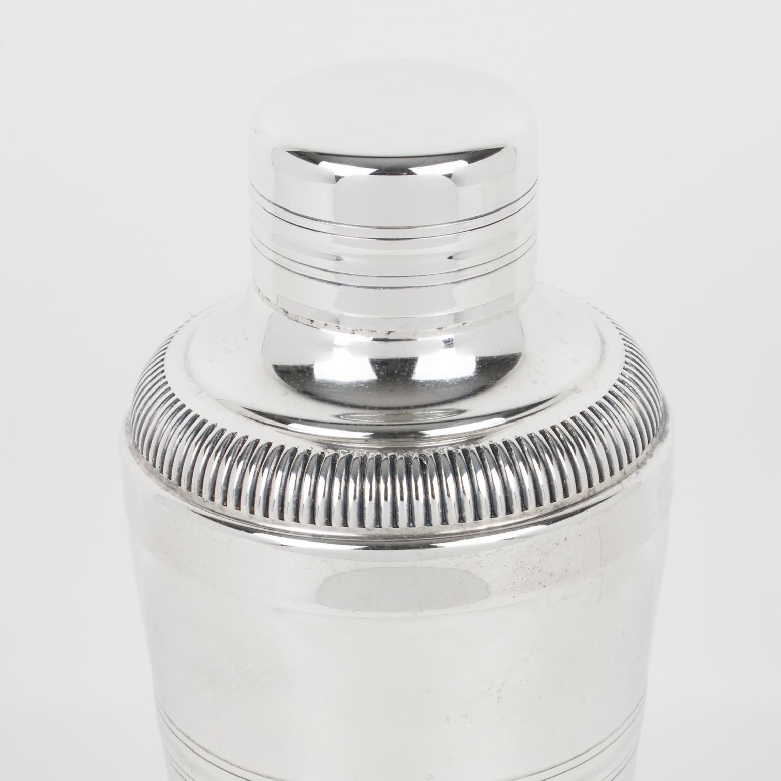 Mid-20th Century Art Deco Silver Plate Cocktail Shaker by Gelb, Paris 1940s For Sale