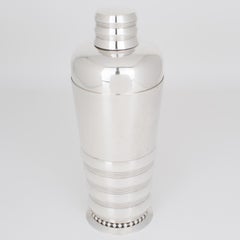 Shaker da cocktail in argento Art Déco dell'argentiere Memery France, anni '40