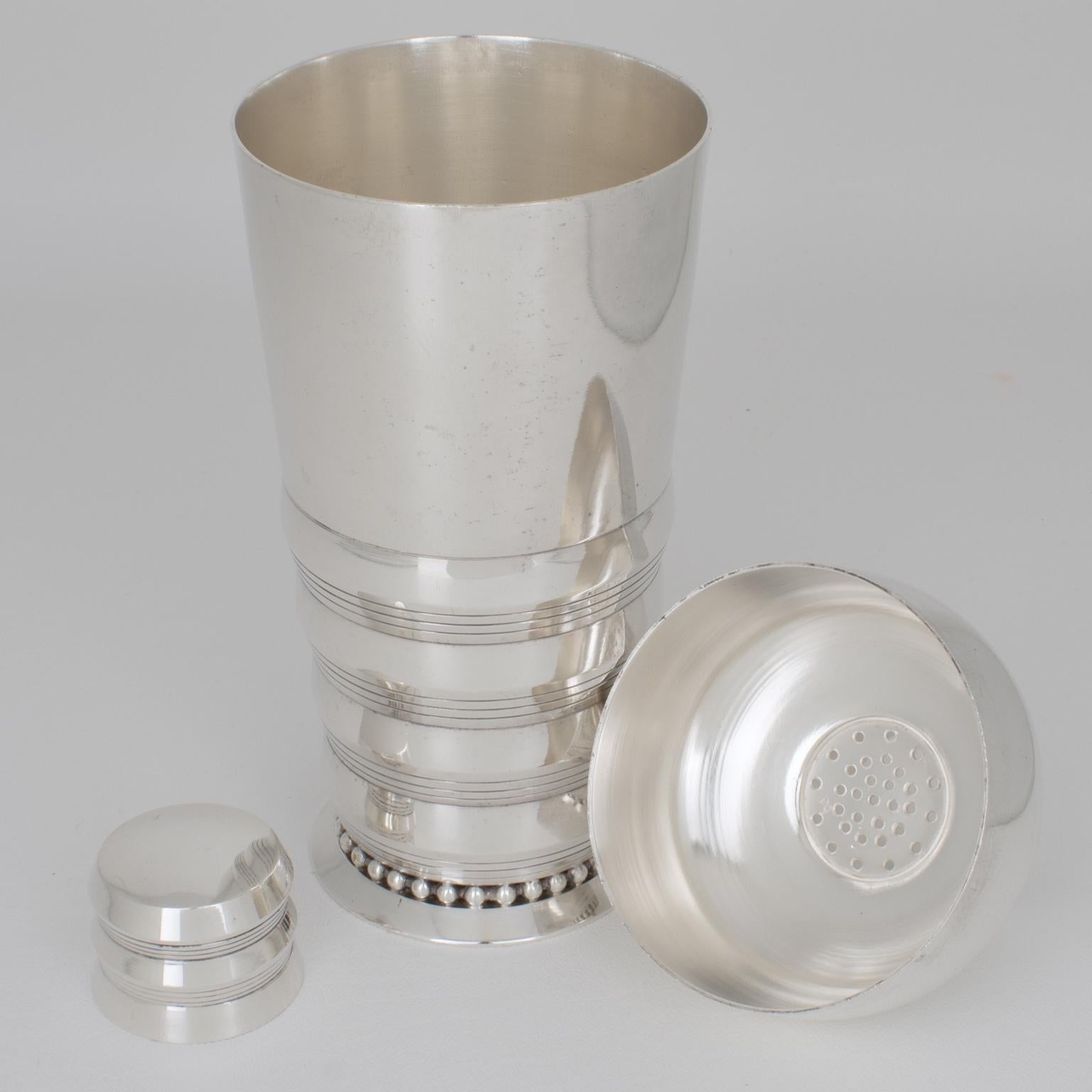 Mid-20th Century Art Deco Silver Plate Cocktail Shaker by Silversmith Memery France, 1940s For Sale