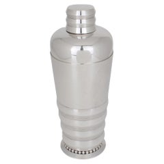 Shaker da cocktail in argento Art Déco dell'argentiere Memery France, anni '40