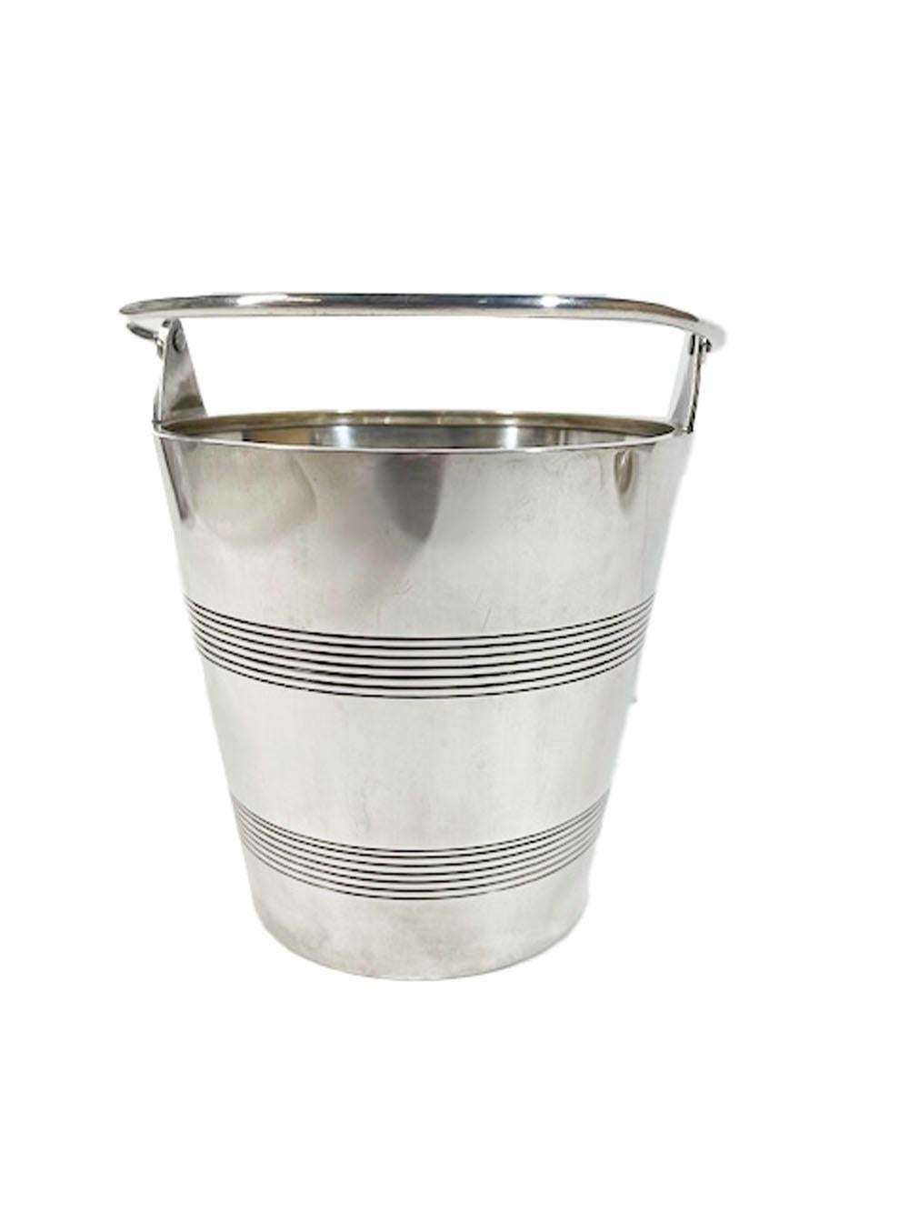Art Deco Silver Plate Ice Bucket by Elkington & Co., Birmingham, England In Good Condition In Nantucket, MA