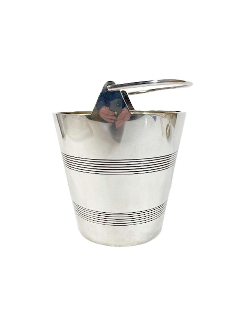 20th Century Art Deco Silver Plate Ice Bucket by Elkington & Co., Birmingham, England