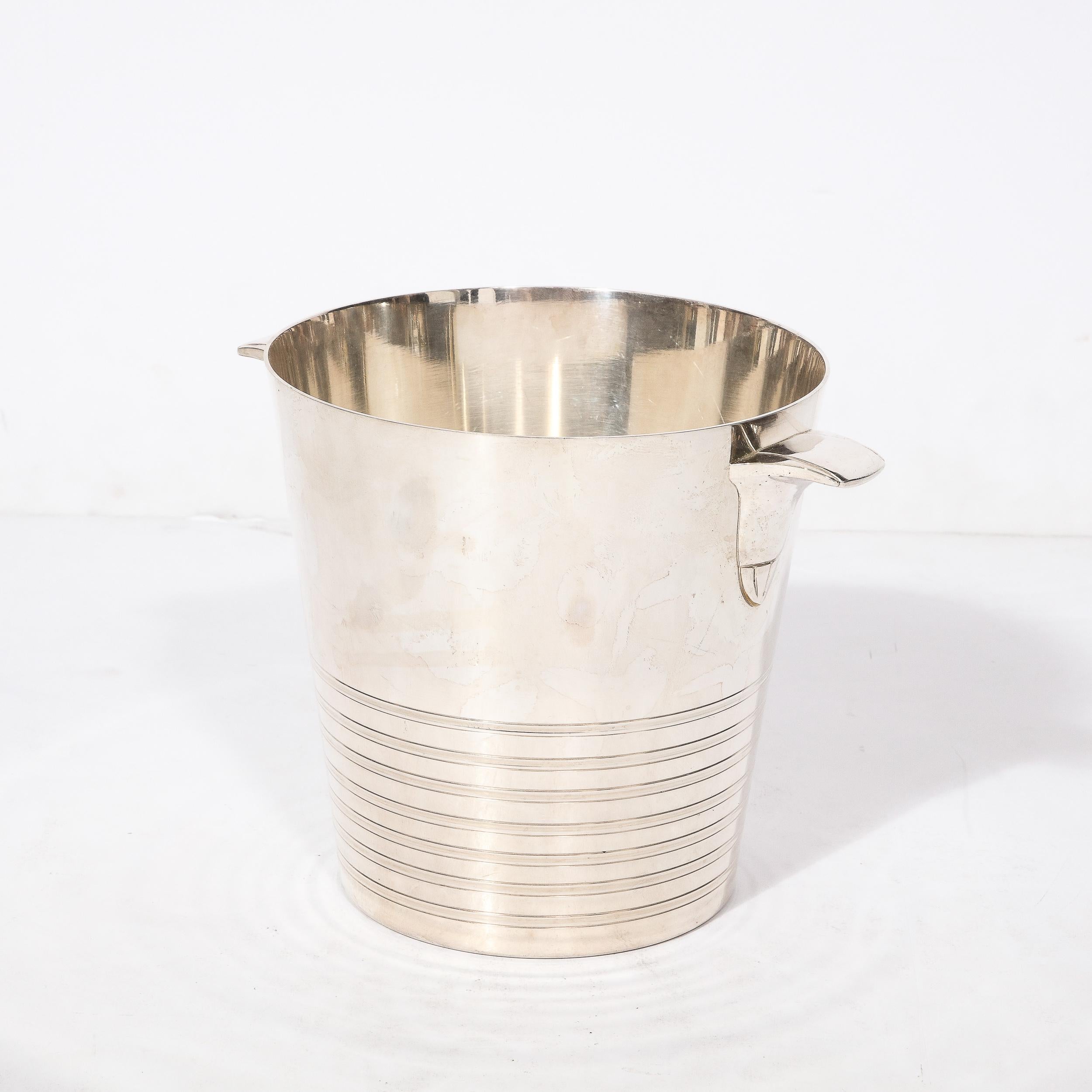 Art Deco Silver Plate Ice Bucket with Curved Handles and Banded Detailing For Sale 5