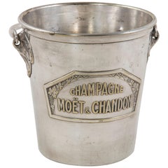Seau à glace Moet et Chandon en métal argenté Art Déco, seau à champagne