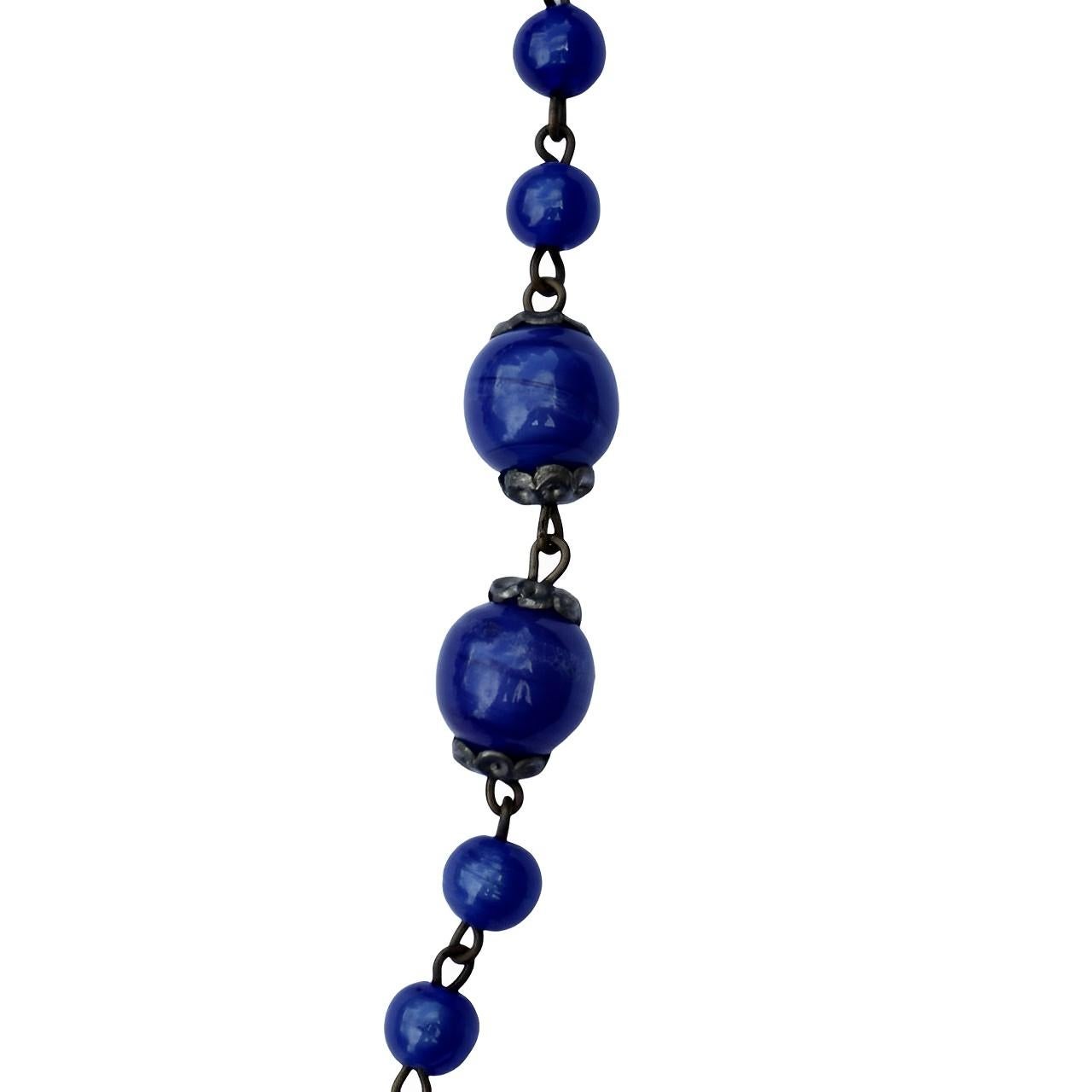 Art Deco Silver Plated and Electric Blue Glass Lavalier Necklace For Sale 1