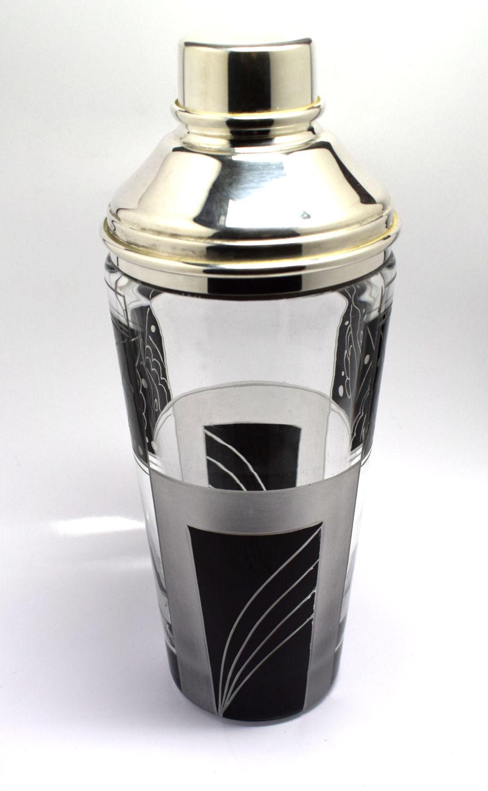 Art Deco Silver Plated and Glass Cocktail Shaker In Excellent Condition In Devon, England