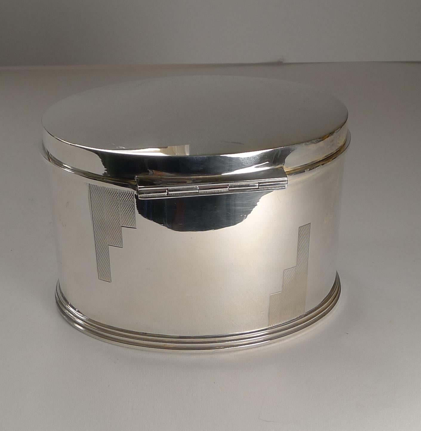 Art Deco Silver Plated Biscuit Box by Mappin and Webb, c.1925 1