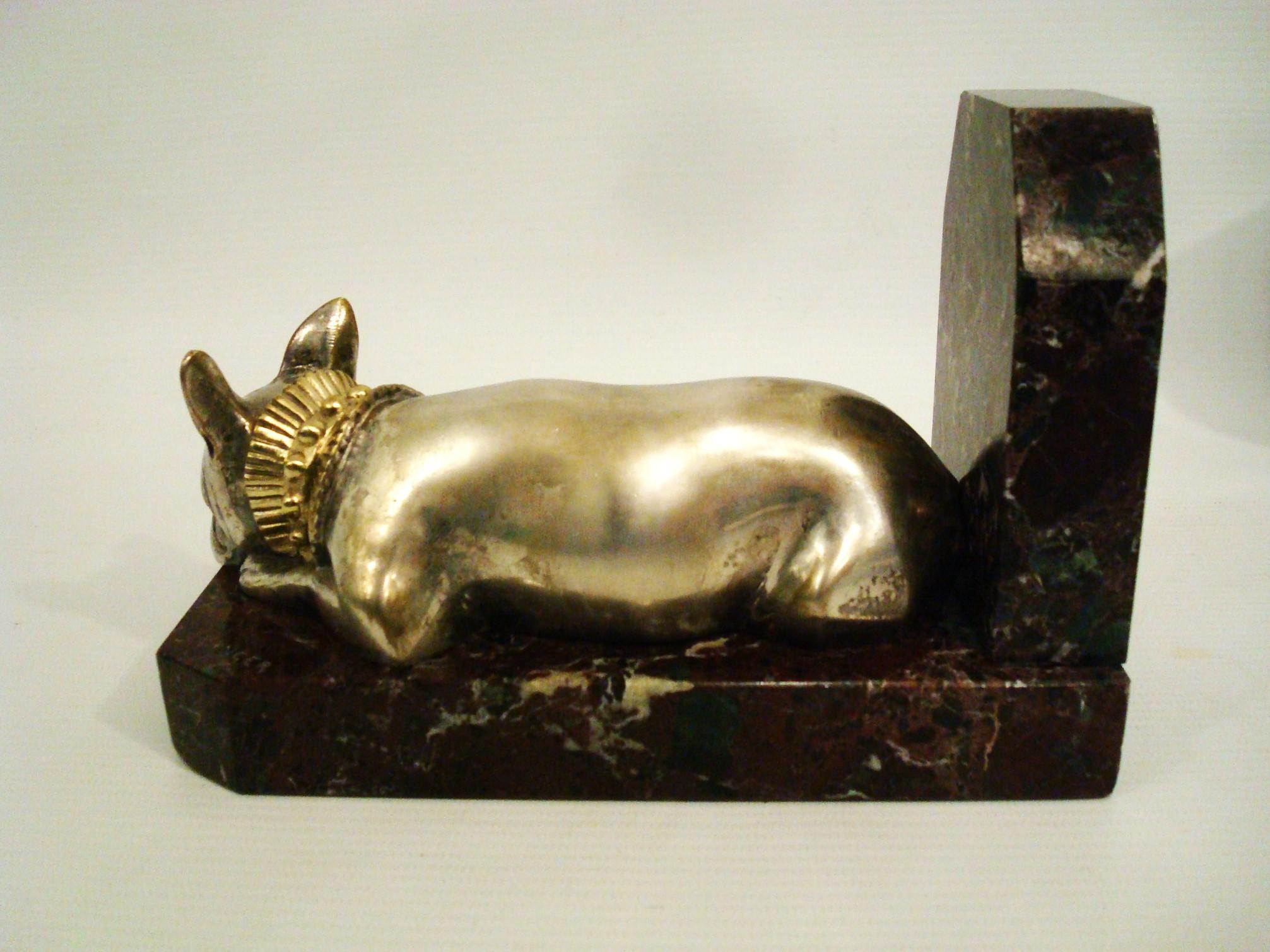 Argentato Reggilibri Art Deco in bronzo placcato argento French Bulldog di G. Granger in vendita