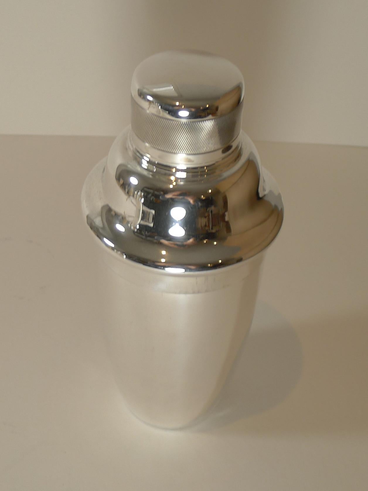 English Art Deco Silver Plated Cocktail Shaker by Israel Sigmund Greenberg, c.1930