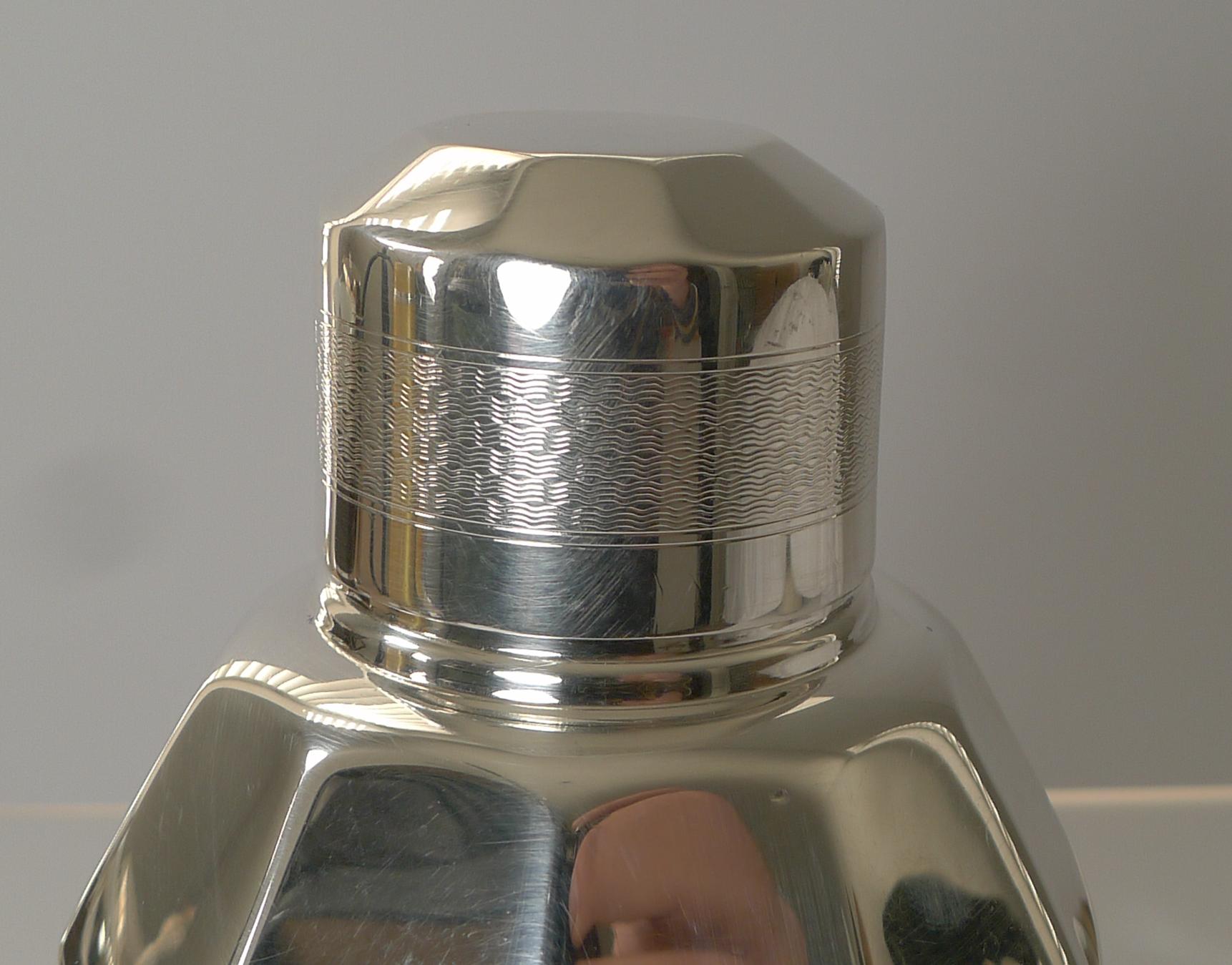 English Art Deco Silver Plated Cocktail Shaker / Set by Elkington & Co. In Good Condition In Bath, GB