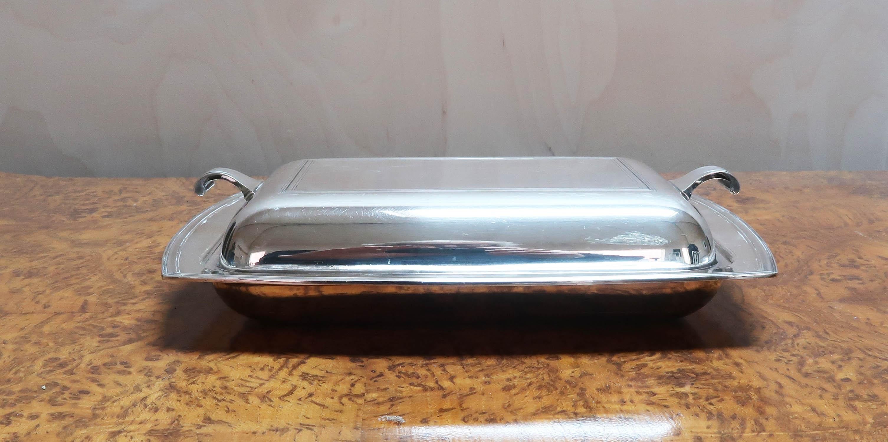 Art Deco Silver Plated Entree or Serving Dish, English C.1930 In Good Condition For Sale In St Annes, Lancashire