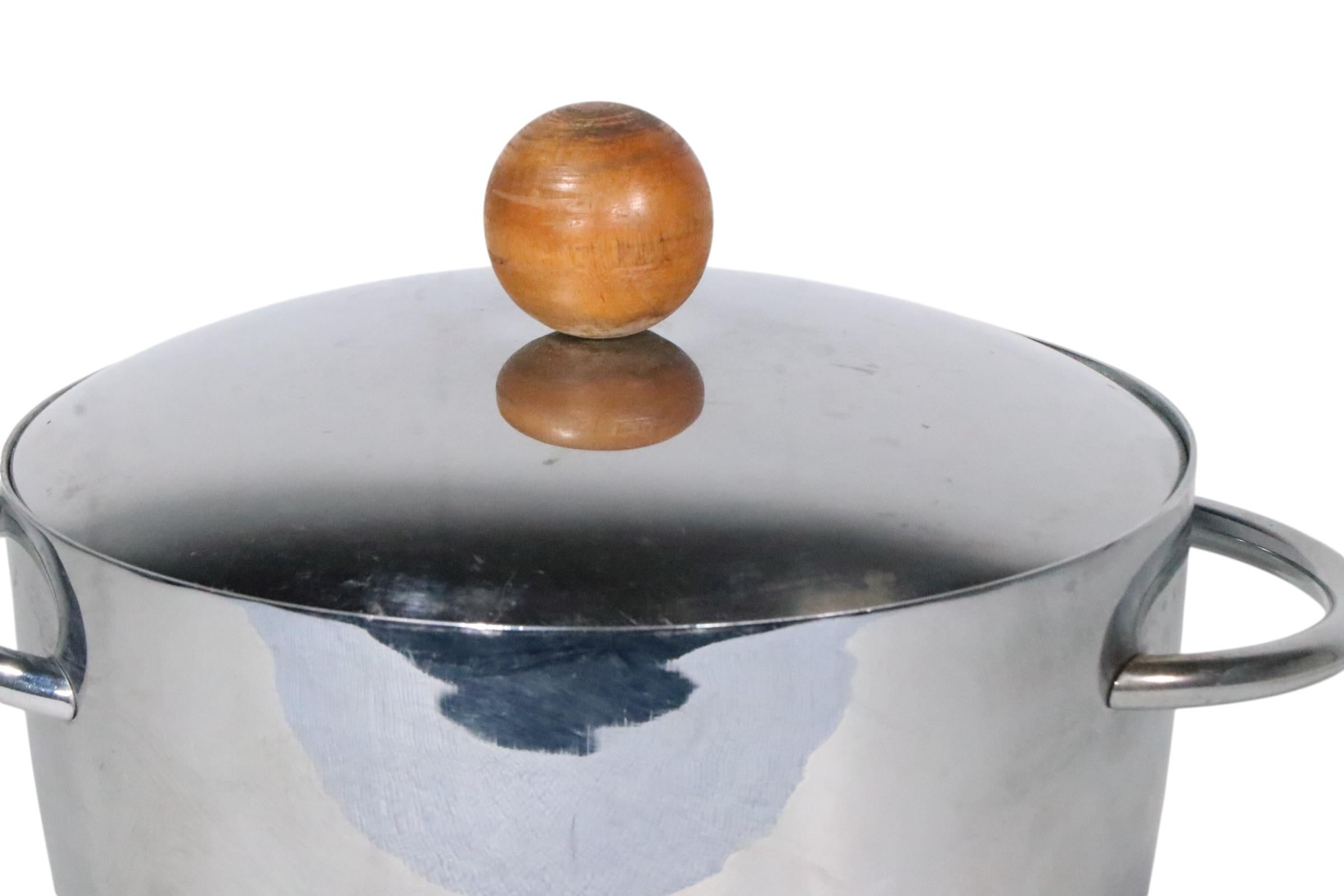 Seau à glace Art Déco en métal argenté par Cravell NY en vente 1