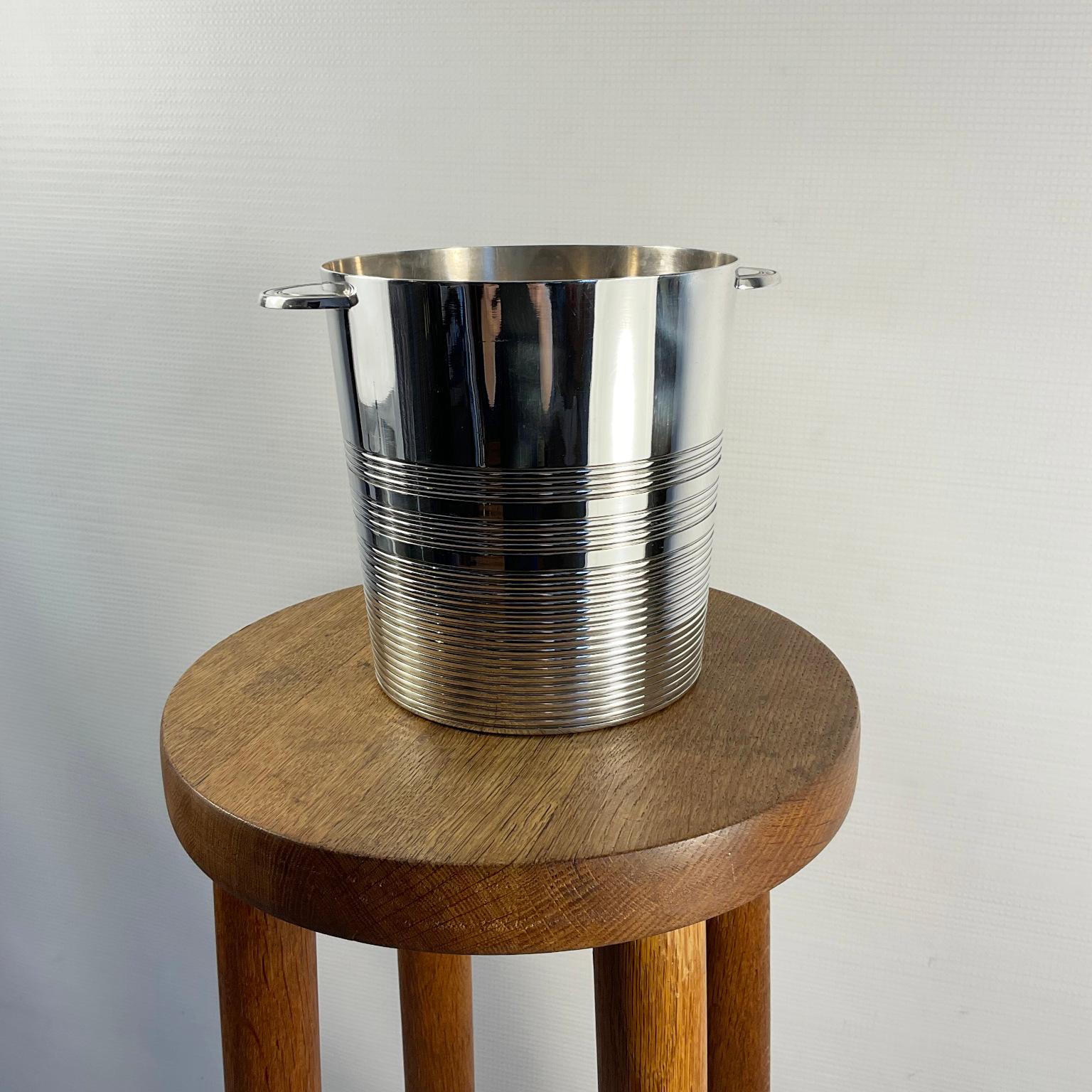 Art Deco Silver Plated Wine Cooler or Champagne Bucket by Maison Ercuis Paris For Sale 4