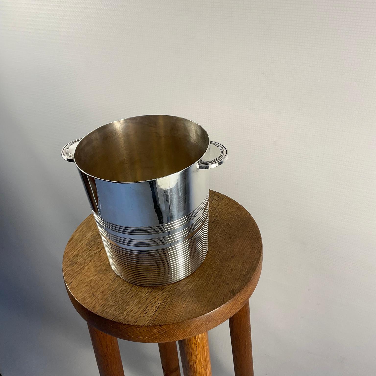 Art Deco Silver Plated Wine Cooler or Champagne Bucket by Maison Ercuis Paris For Sale 2