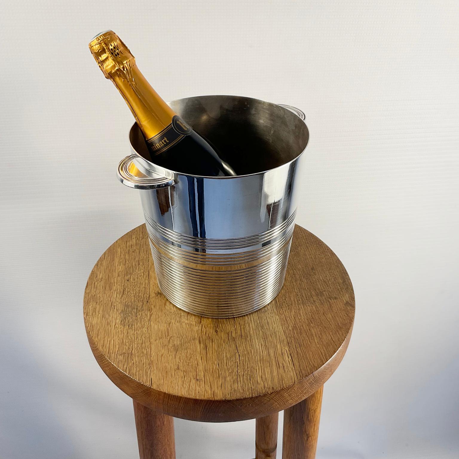 Rafraîchisseur à vin ou champagne Art déco en métal argenté de la Maison Ercuis Paris en vente 2