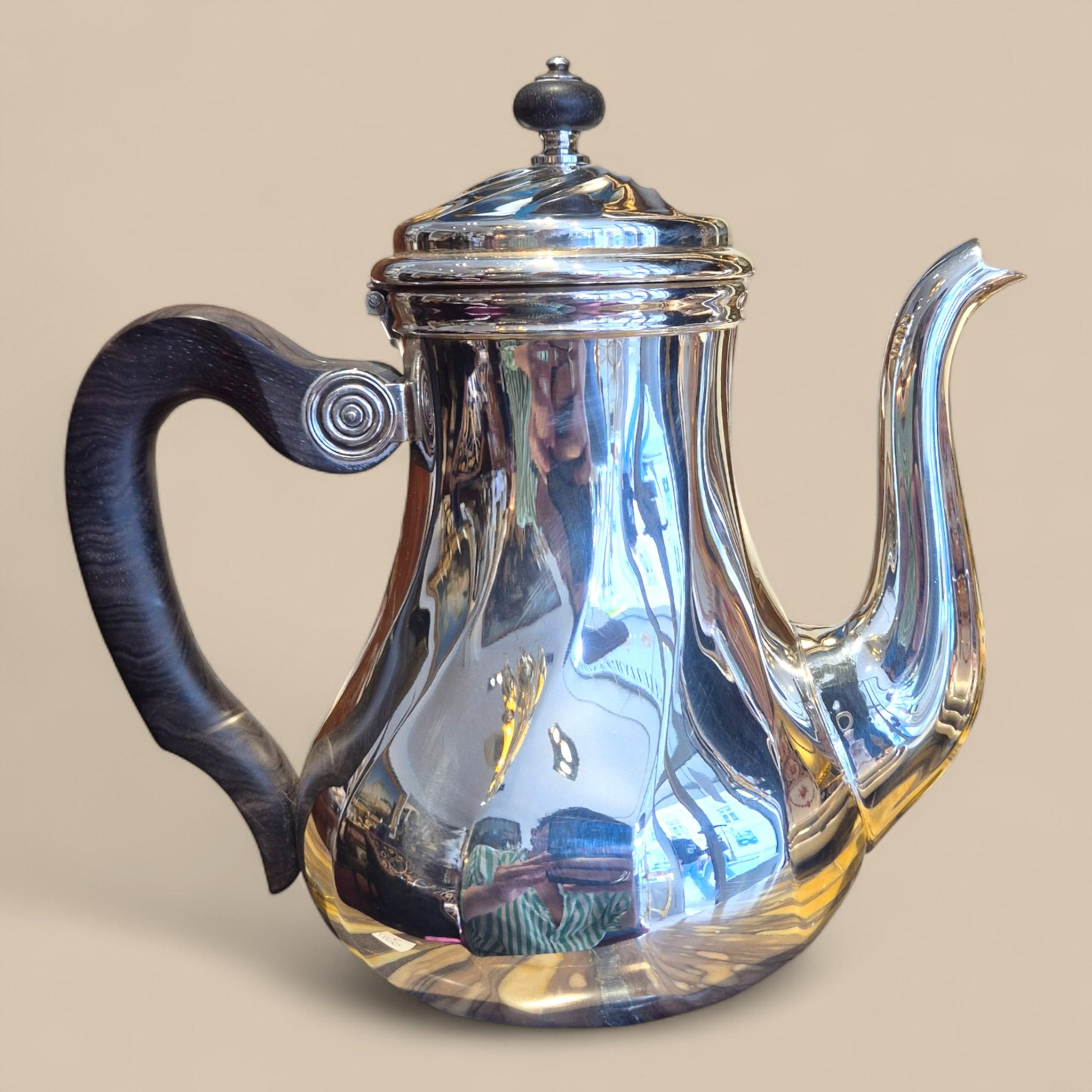 Set da tè e caffè in argento Art Déco di Christofle 1930, Parigi, Francia in vendita 8