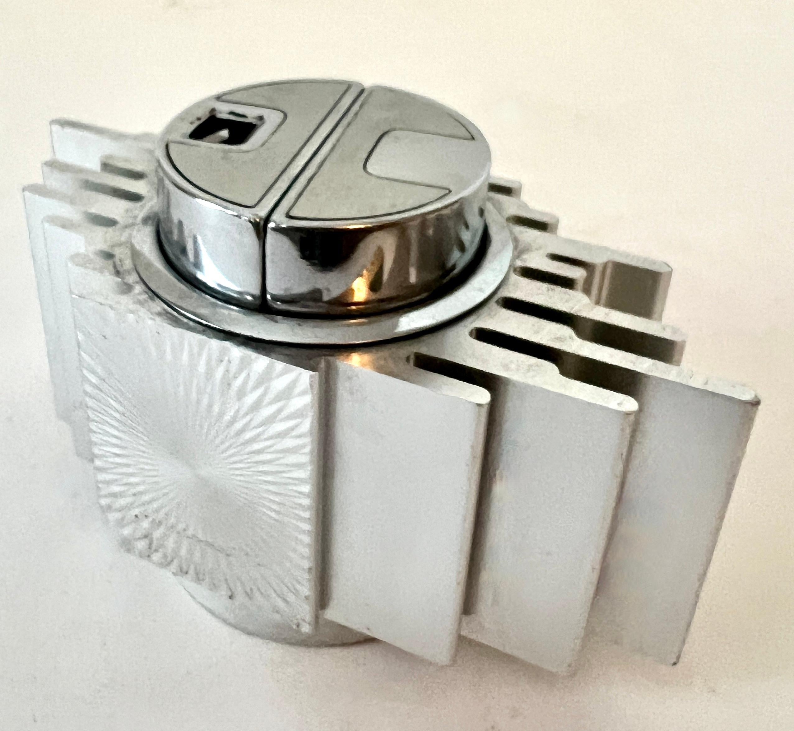 Mid-Century Modern Art Deco Silver Table Lighter For Sale