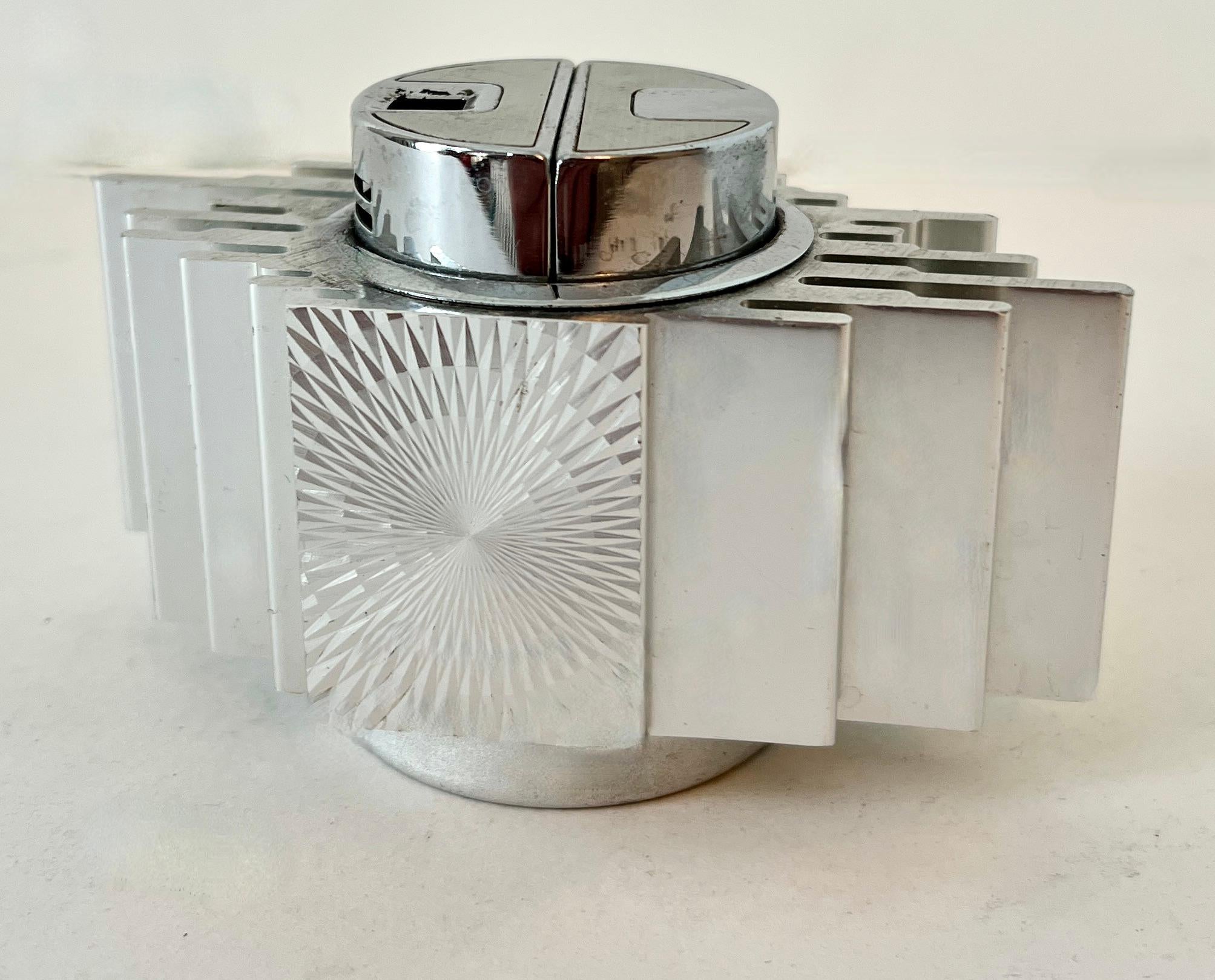 20th Century Art Deco Silver Table Lighter For Sale