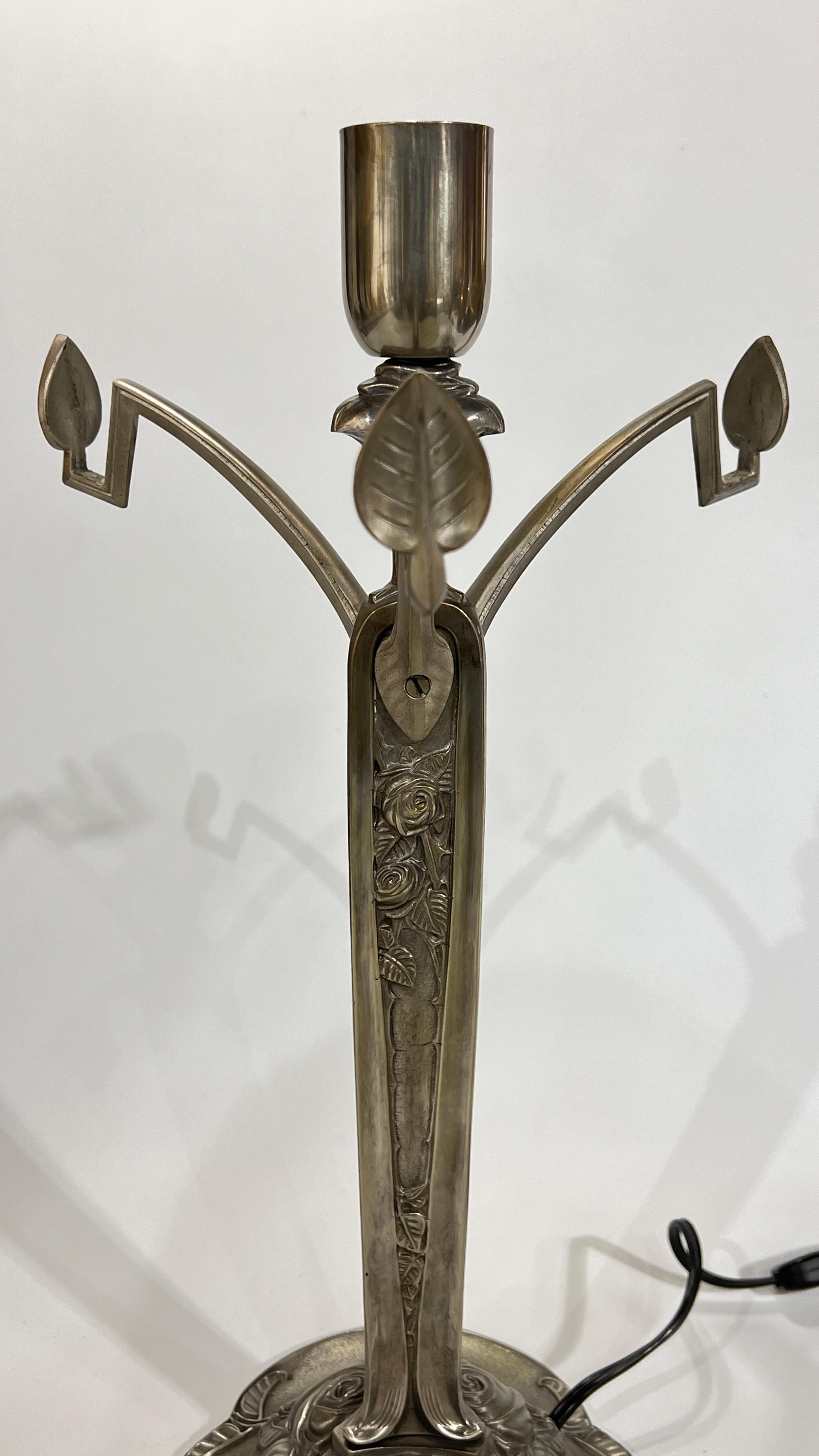 French Art Deco Silvered Bronze and Frosted Glass Table Lamp For Sale