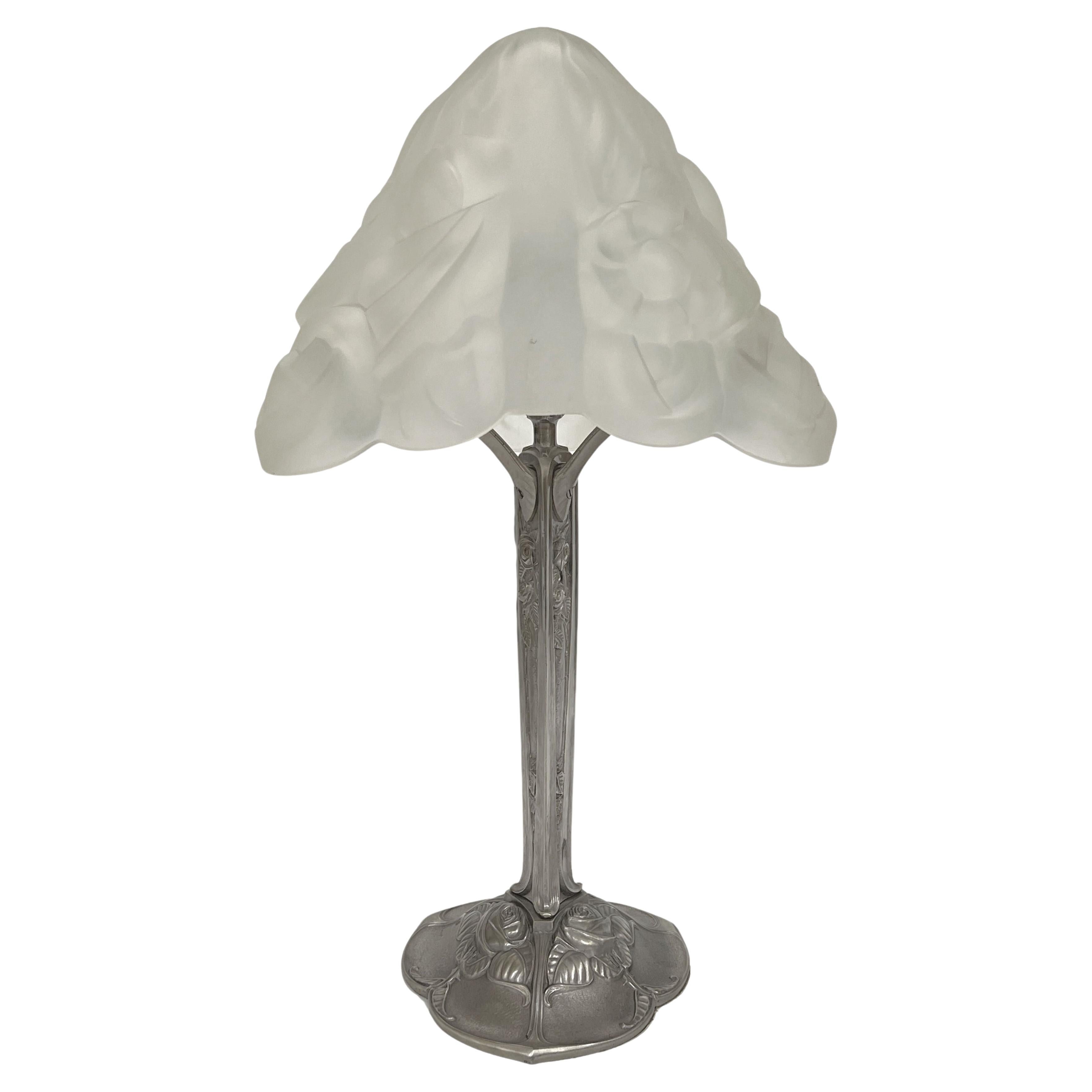 Lampada da tavolo in bronzo argentato e vetro smerigliato Art Deco