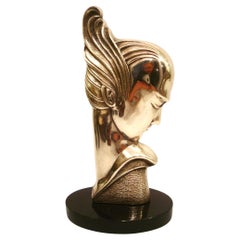 Escultura Art Decó de busto de mujer en bronce plateado / Francia, 1930