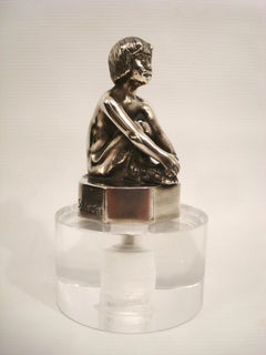 Fauno in bronzo argentato Art Deco, ornamento per il cappuccio della mascotte dell'auto, Francia, 1920