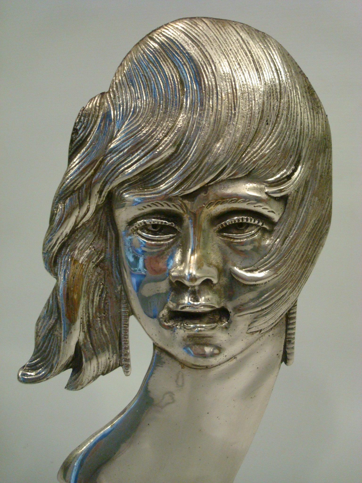 Art Deco Silvered Bronze Head / Bust Sculpture of a Woman / France, 1930 For Sale 4
