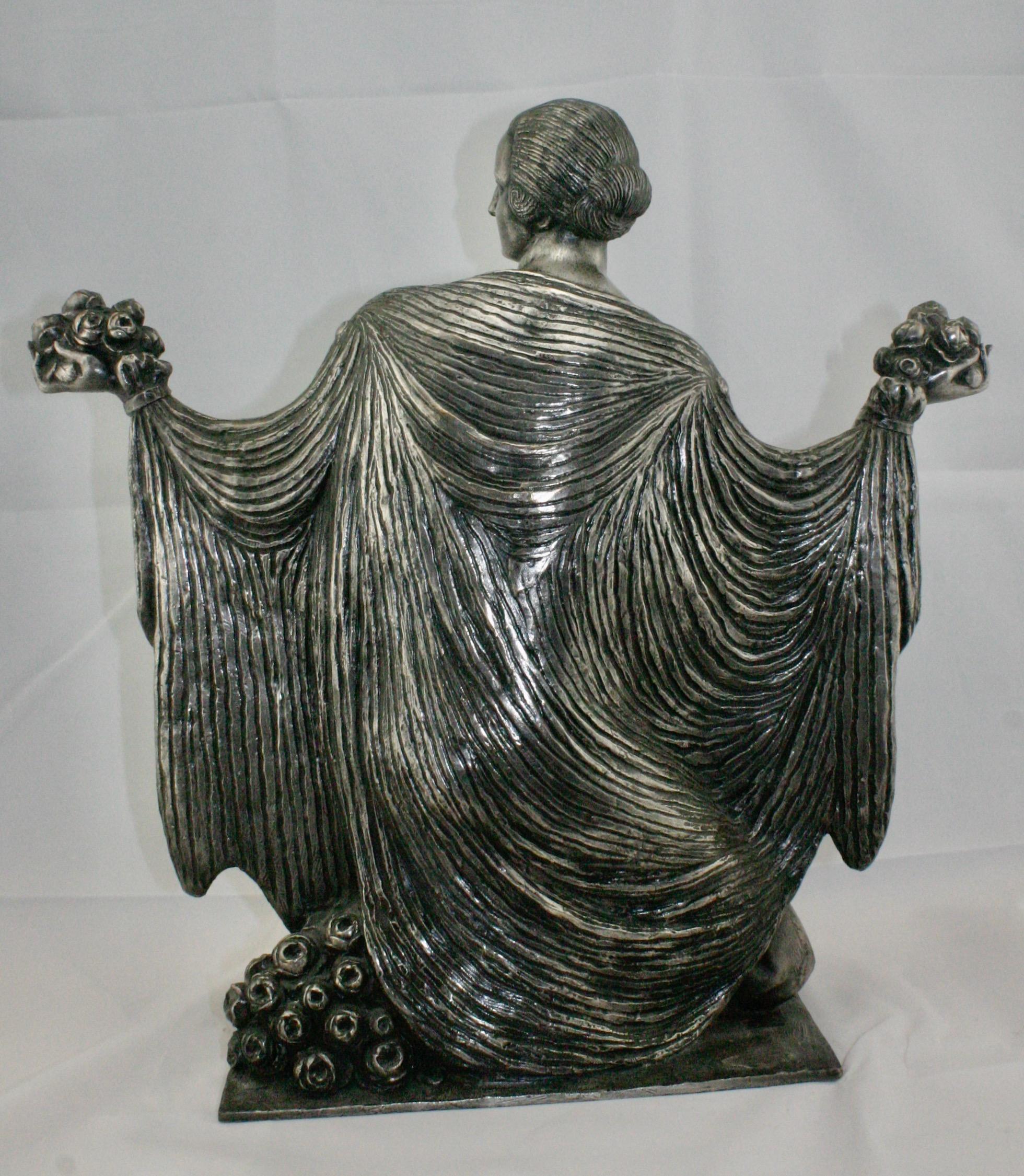 20ième siècle Sculpture de nu Art Déco en bronze argenté de Cormier « Joe Descomps », vers 1920 en vente