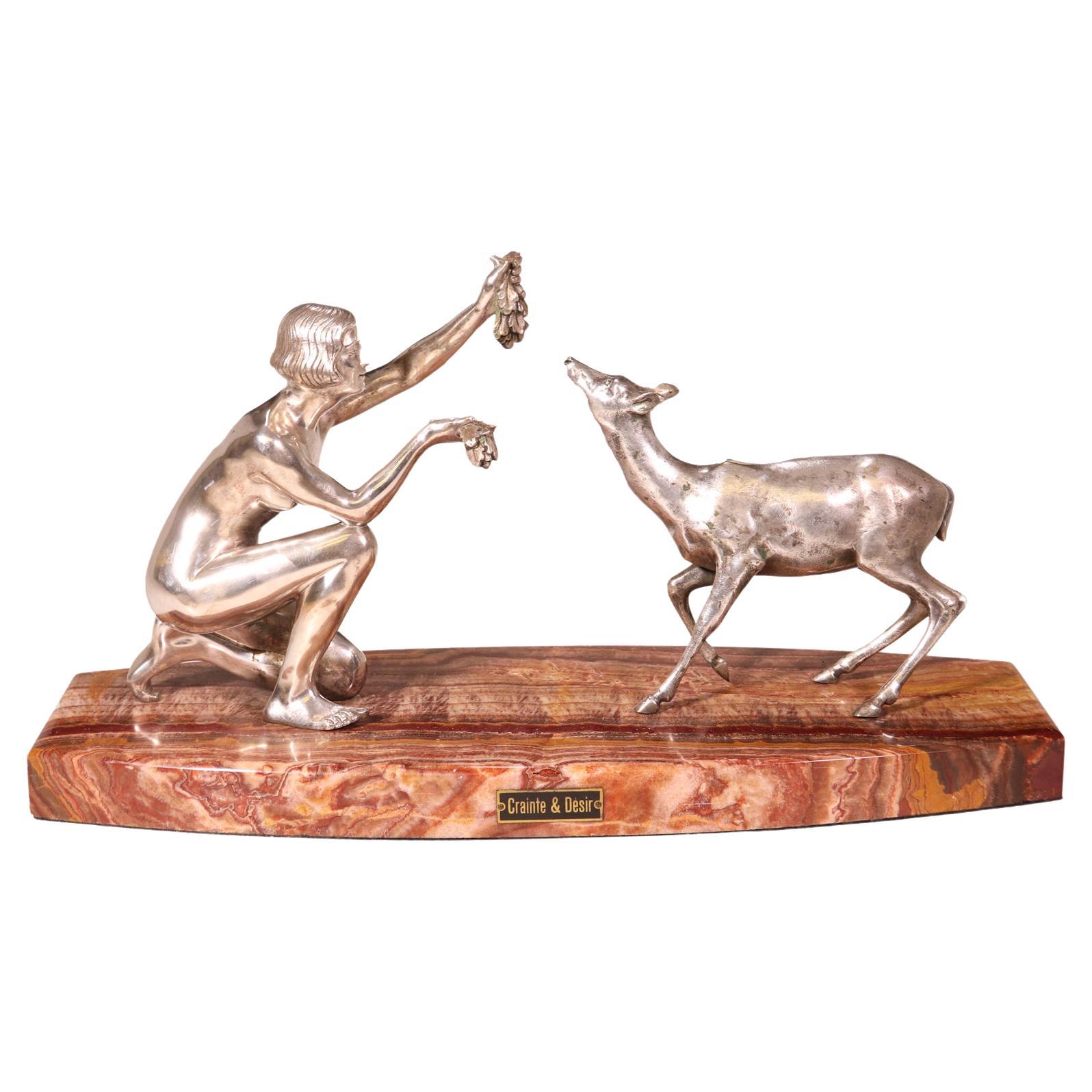 Bronze argenté Art Déco représentant une femme nourrissant un cerf par DArte C1930 en vente