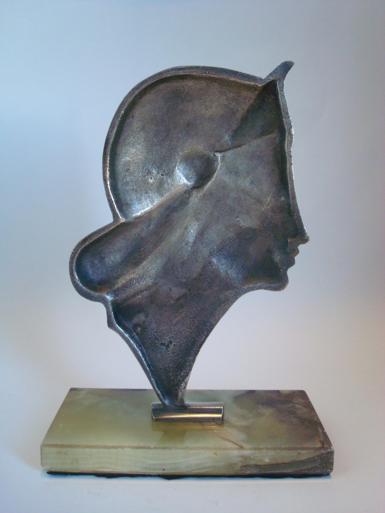 Sculpture / Buste d'une Princesse en bronze argenté Art Déco, années 1920 Bon état - En vente à Buenos Aires, Olivos