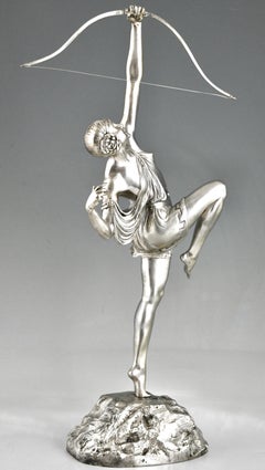 Sculpture Art Déco en bronze argenté Diane par Pierre Le Faguays Susse Frères 1925