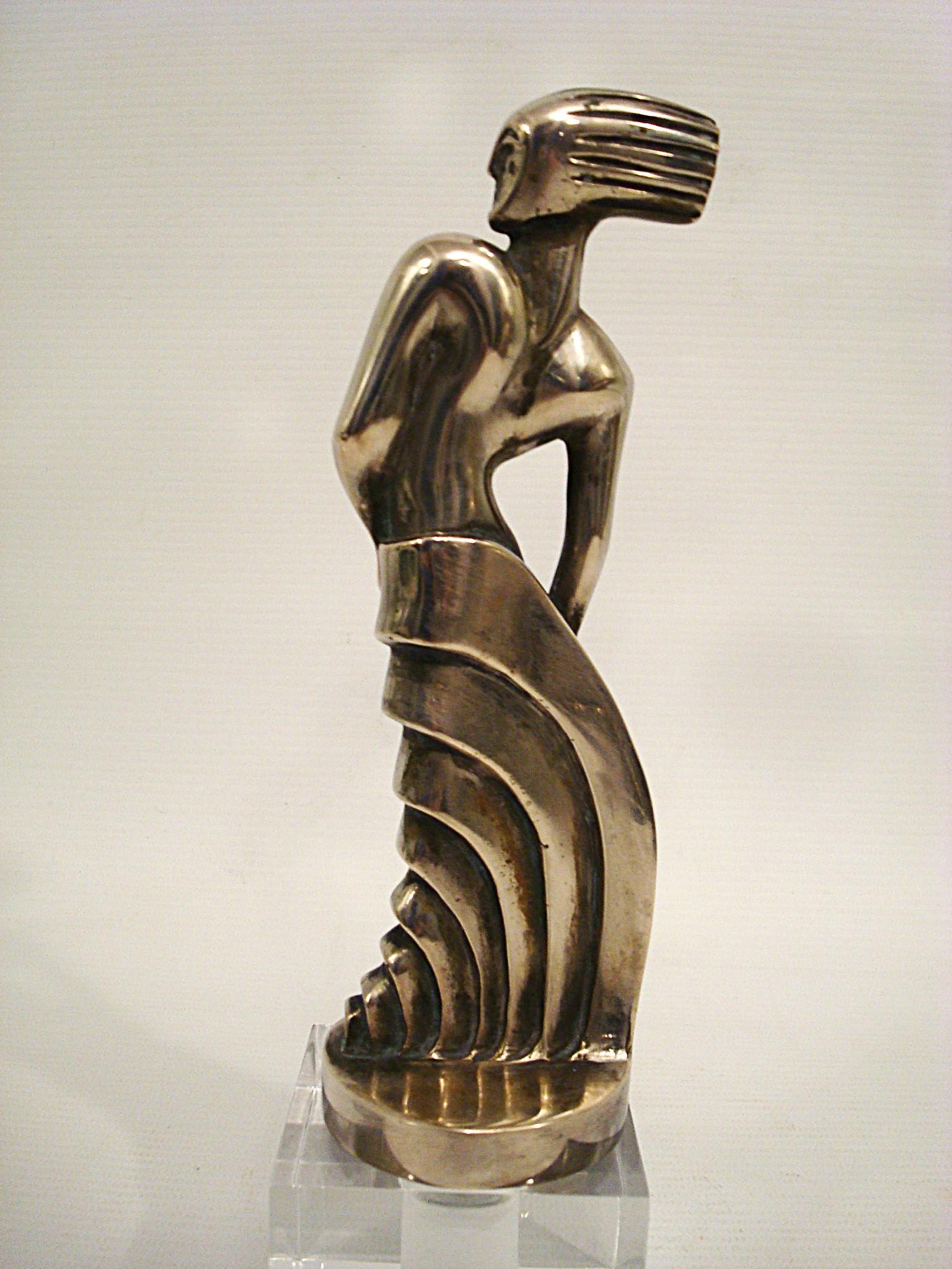 Versilberte Bronzeskulptur einer stehenden Frau im Art déco-Stil von S. Rueff, Frankreich, 1925 im Zustand „Gut“ im Angebot in Buenos Aires, Olivos