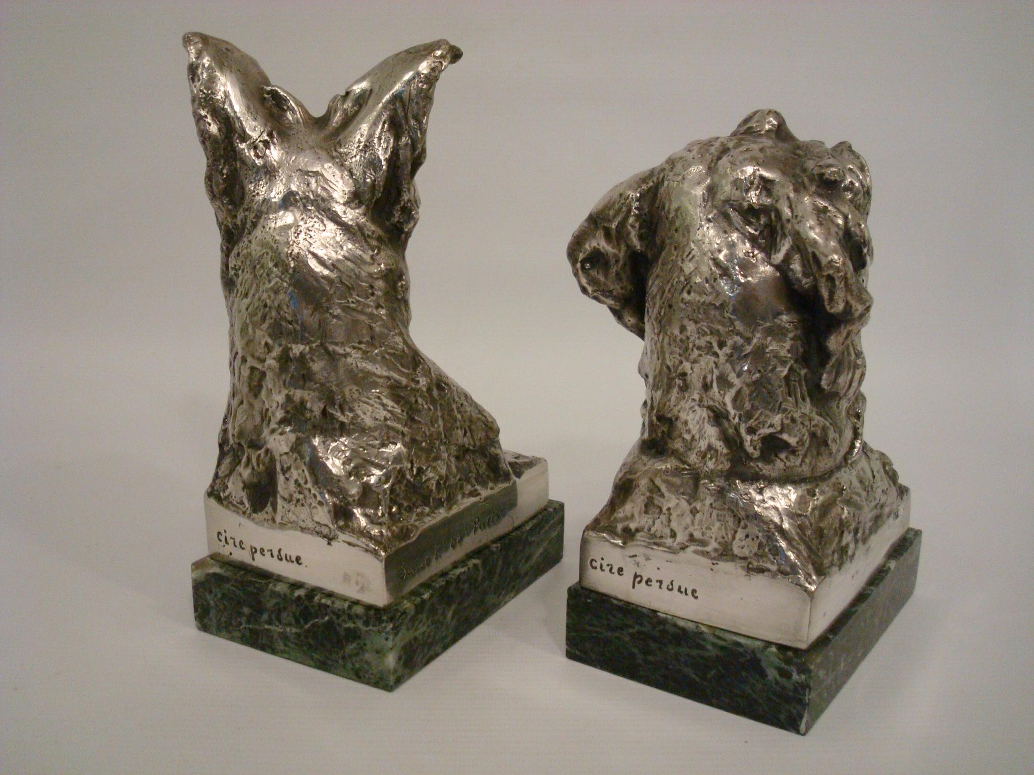 Versilberte Bronzeskulptur Terrier-Hundebüste im Art déco-Stil, M. Louis Fiot, Buchstützen, M. Louis Fiot, 1920 im Angebot 5