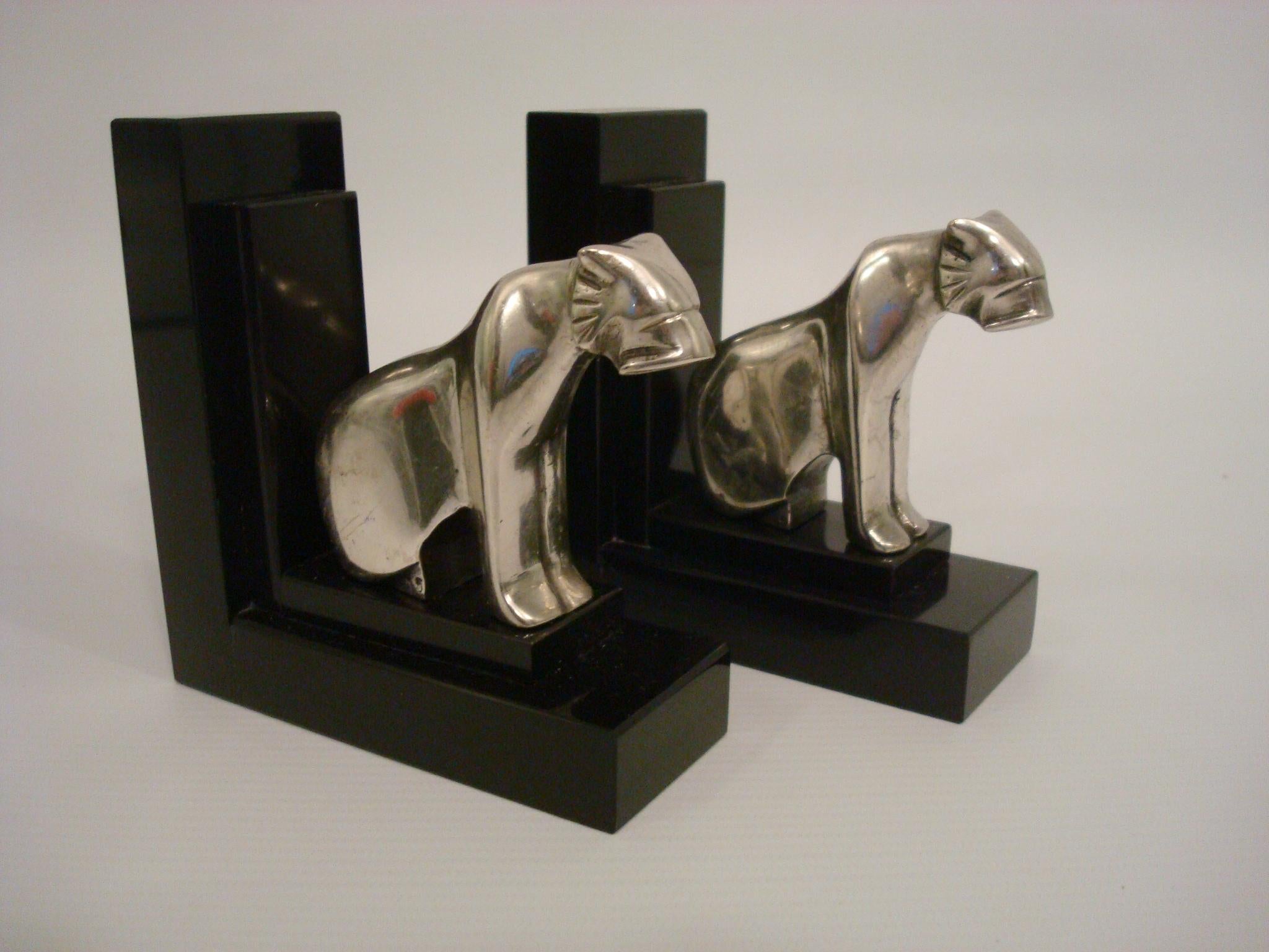 20th Century Art Deco Silvered Bronze Tiger Bookends - France 1930´s For Sale