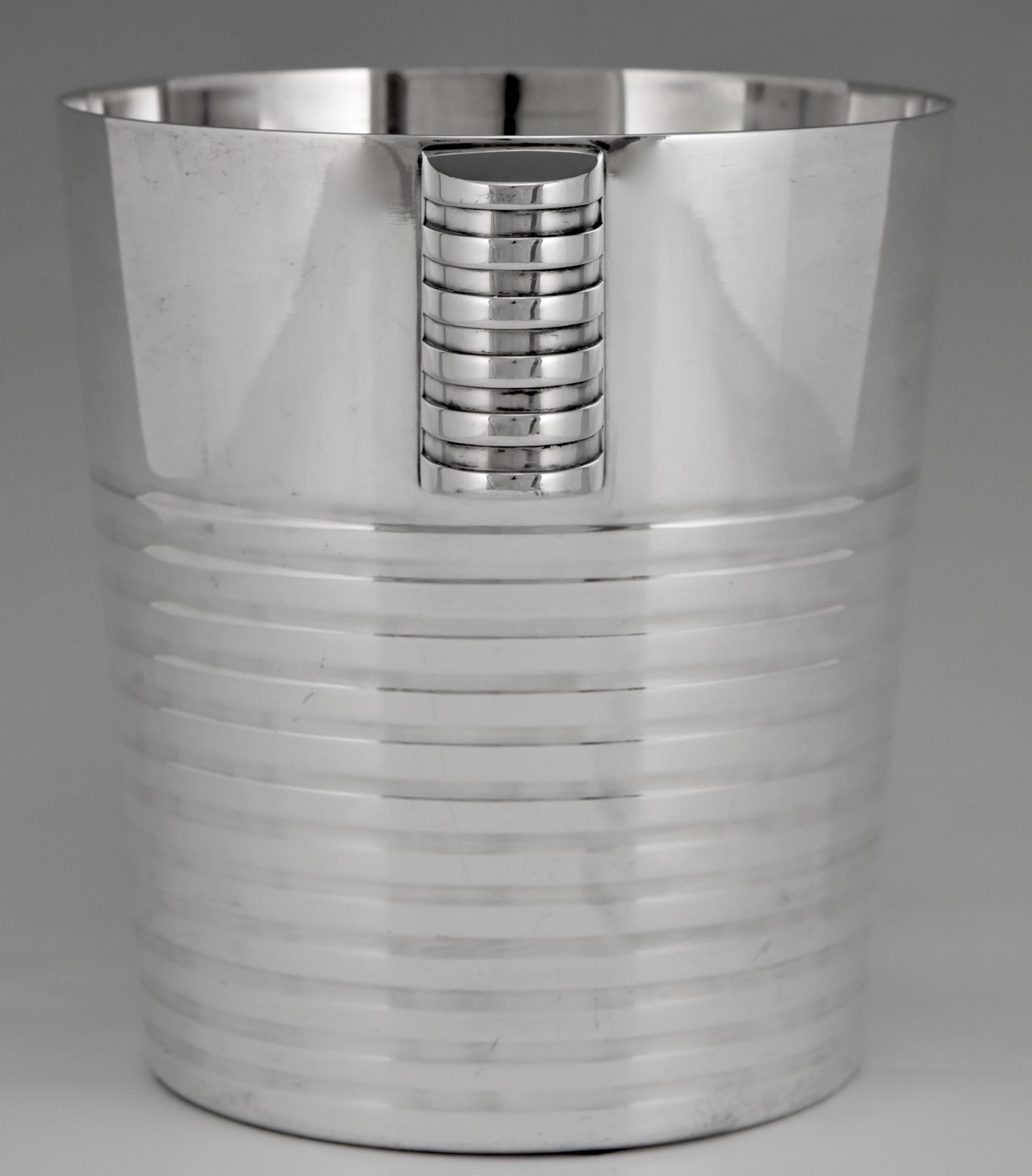 Metal Art Deco Silvered Champagne Bucket Luc Lanel for Christofle, 1935, France
