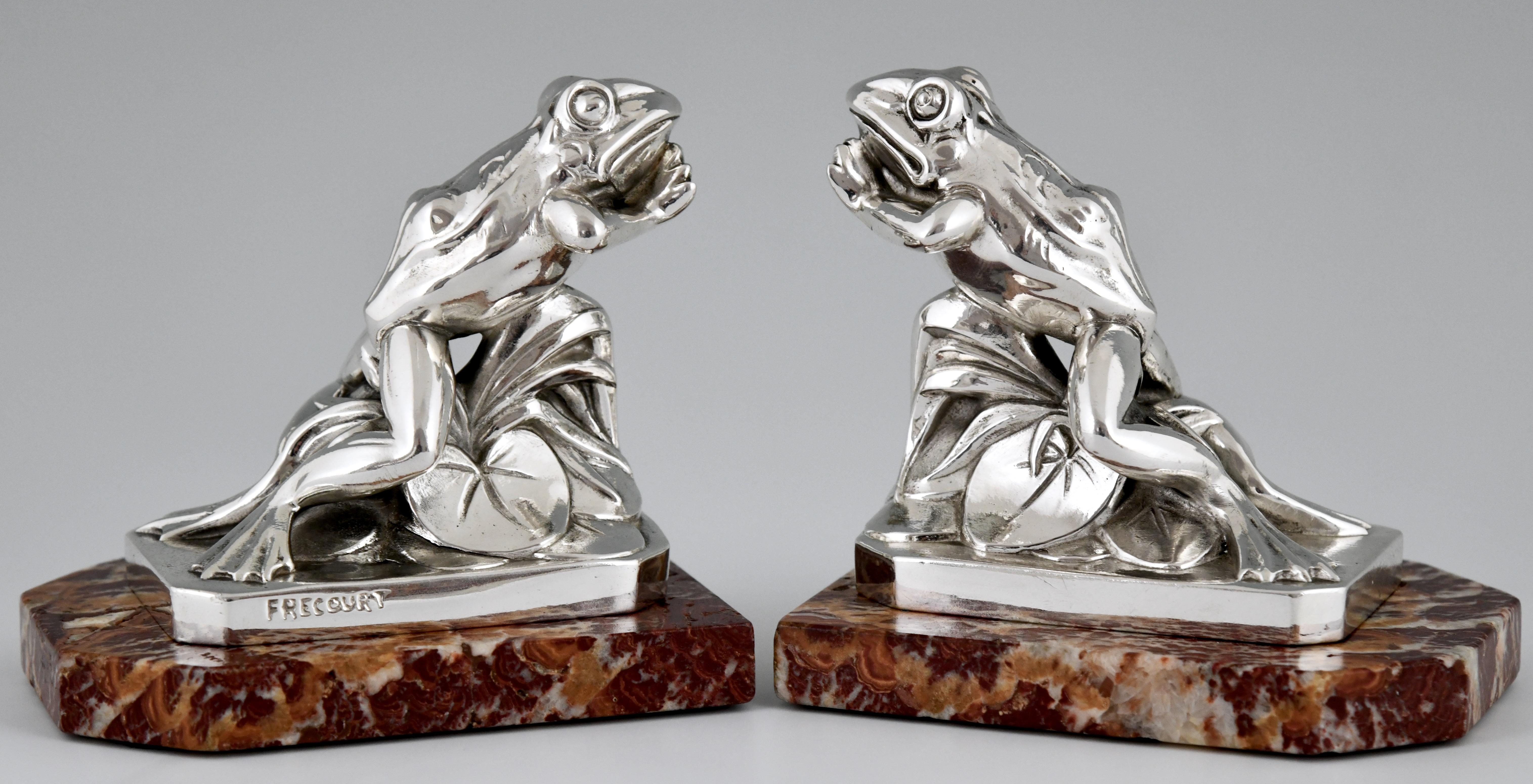 French Art Deco silvered frog bookends by Maurice Frecourt. For Sale
