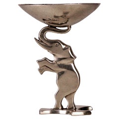 Art Déco Silvered Metal Elephant with Bowl/Ashtray by Hagenauer Wien, Austria 