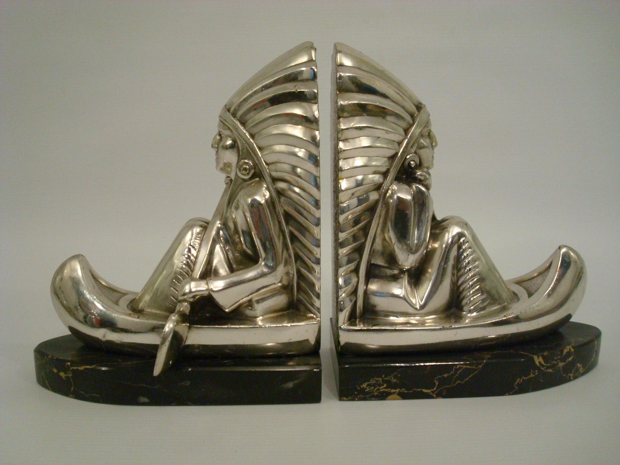Art Deco Silvered Metal Natives Rowing Bookends In Good Condition In Buenos Aires, Olivos