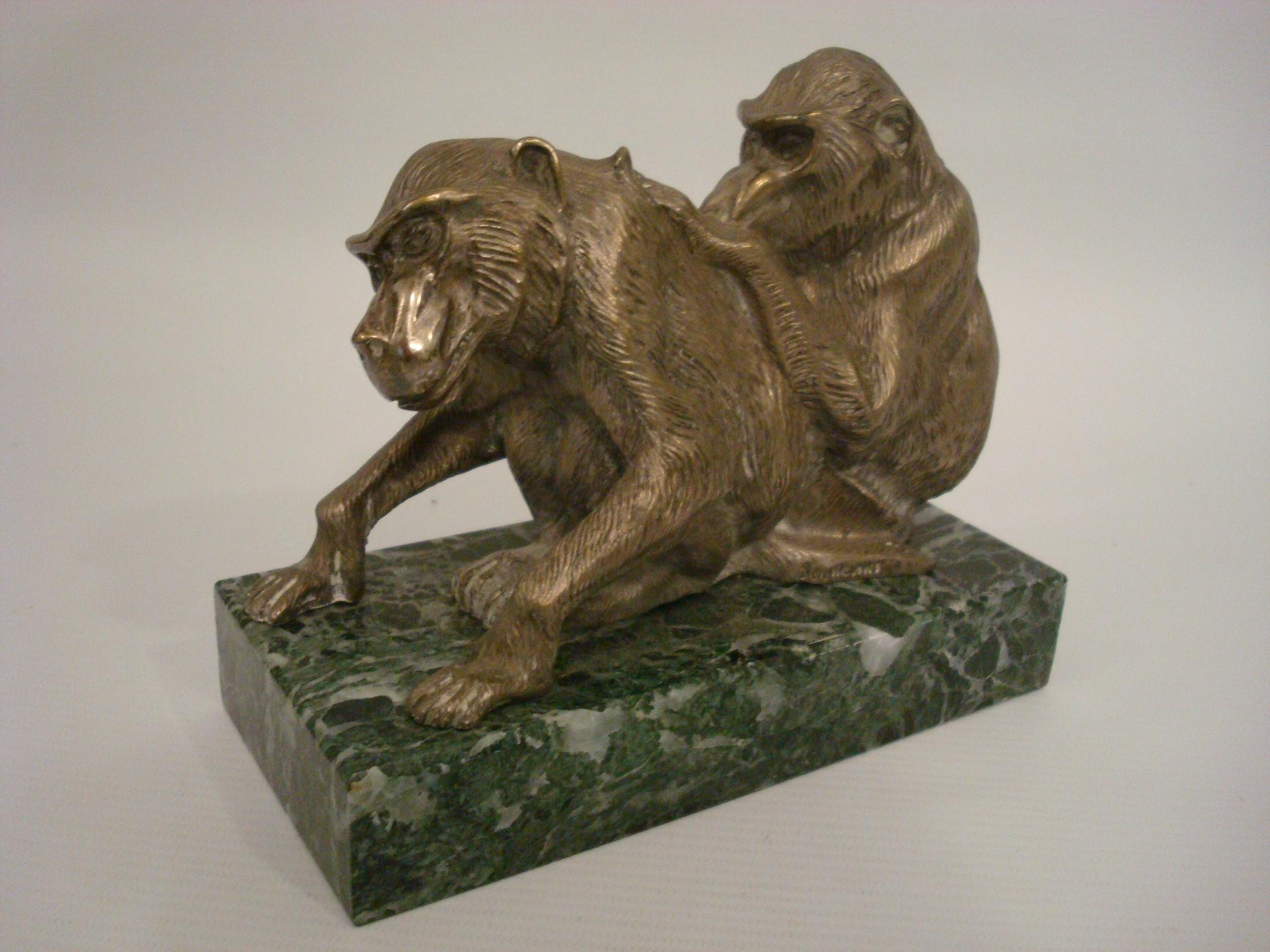 Art Deco Silvered Sculpture of a Group of Monkey's Bookends, France, circa 1925 For Sale 4