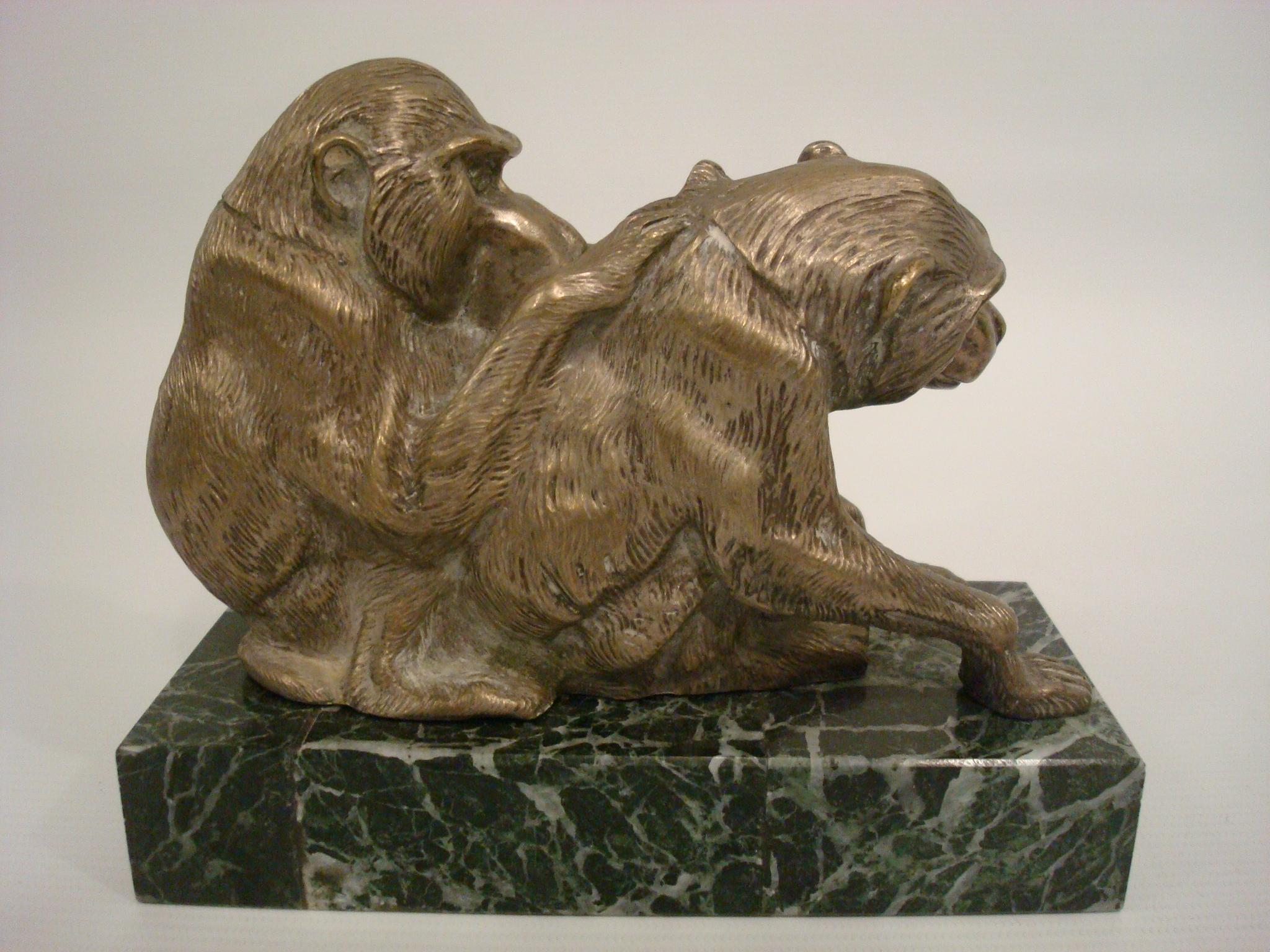 Art Deco Silvered Sculpture of a Group of Monkey's Bookends, France, circa 1925 For Sale 2