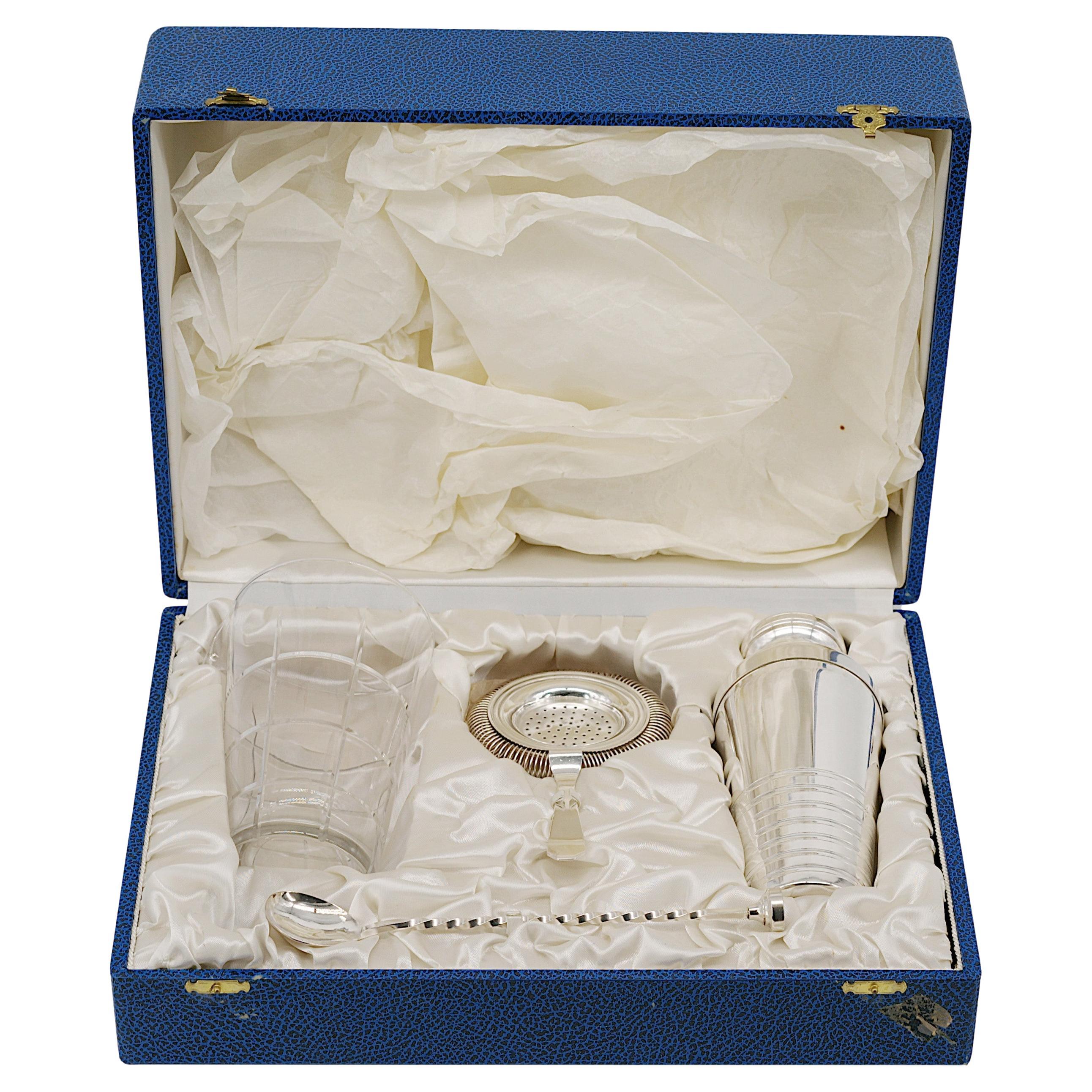 Caja agitadora Art Decó de plata y cristal, 1920 en venta