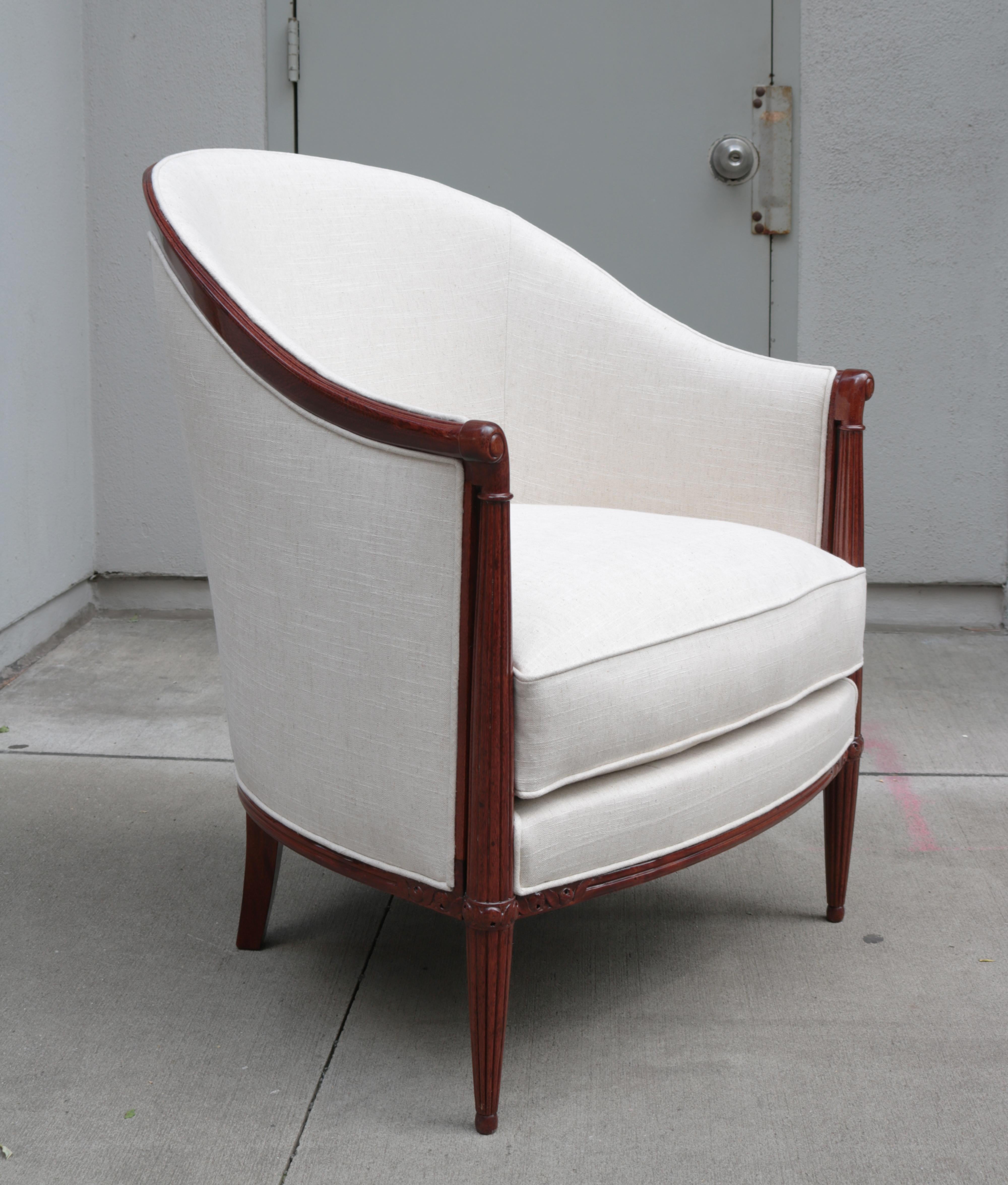 An Art Deco single bergere.
Mahogany with carved details and fluted front leg details.

  