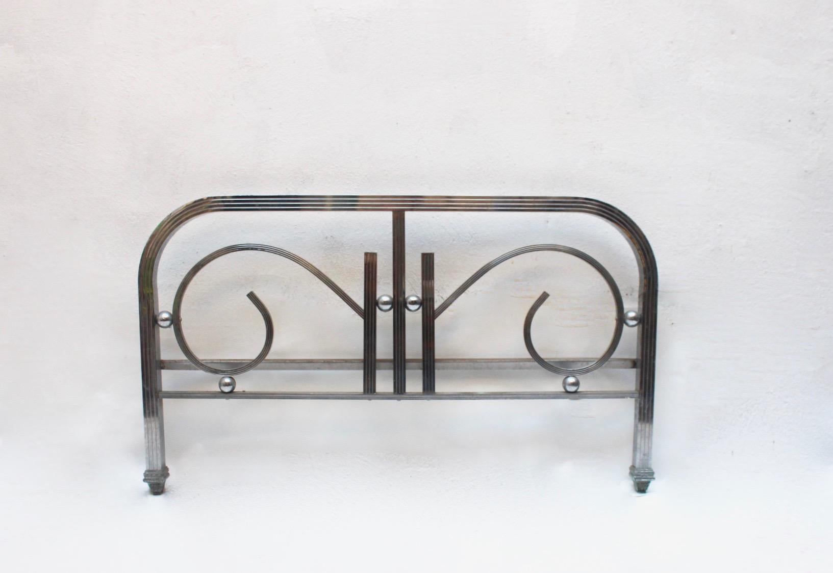 Art Deco Single Chrome Bed Headboard and Foot Part, 1930s In Fair Condition For Sale In Valencia, Valencia