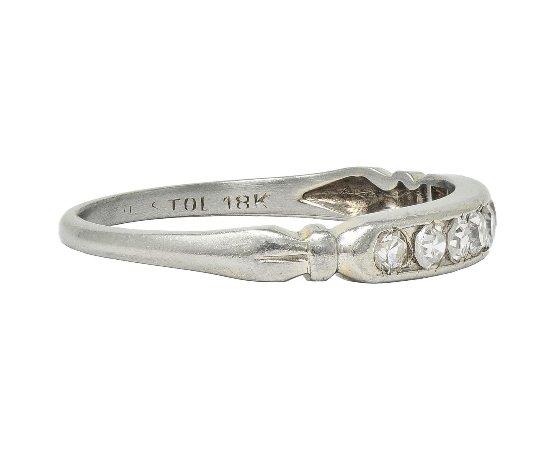 Art Deco Single Cut Diamant 18 Karat Gold Vintage Channel Ehering mit Kanalschliff (Einfacher Schliff) im Angebot