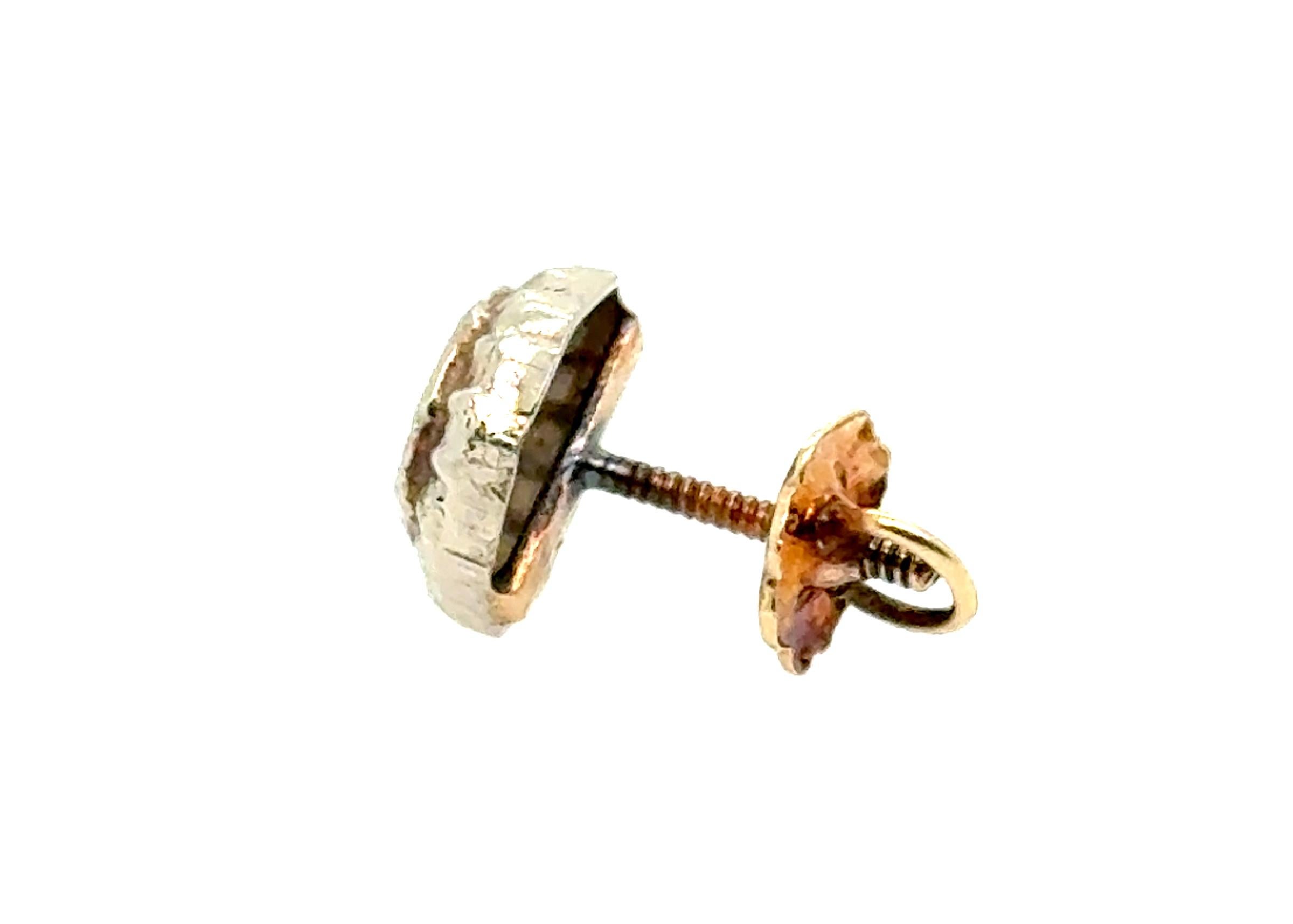 Taglio antico europeo Orecchino con diamante singolo Art Deco Vecchio Europeo 14K Mined Screwback in vendita