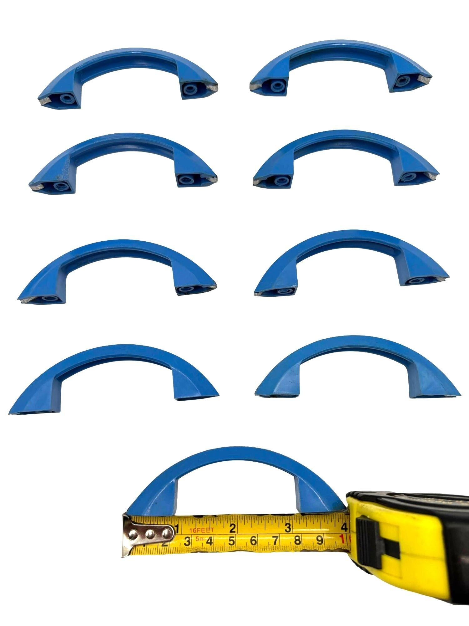 Cassettiera Art Deco in catalina/bakelite blu cielo con striscia cromata, set di 9 pezzi In condizioni buone in vendita a Van Nuys, CA